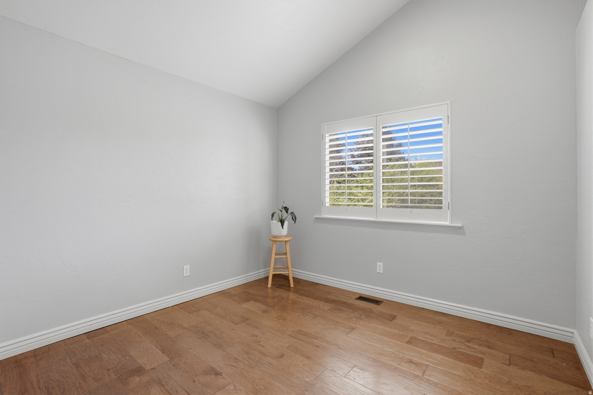 JONES MEADOWS - Residential