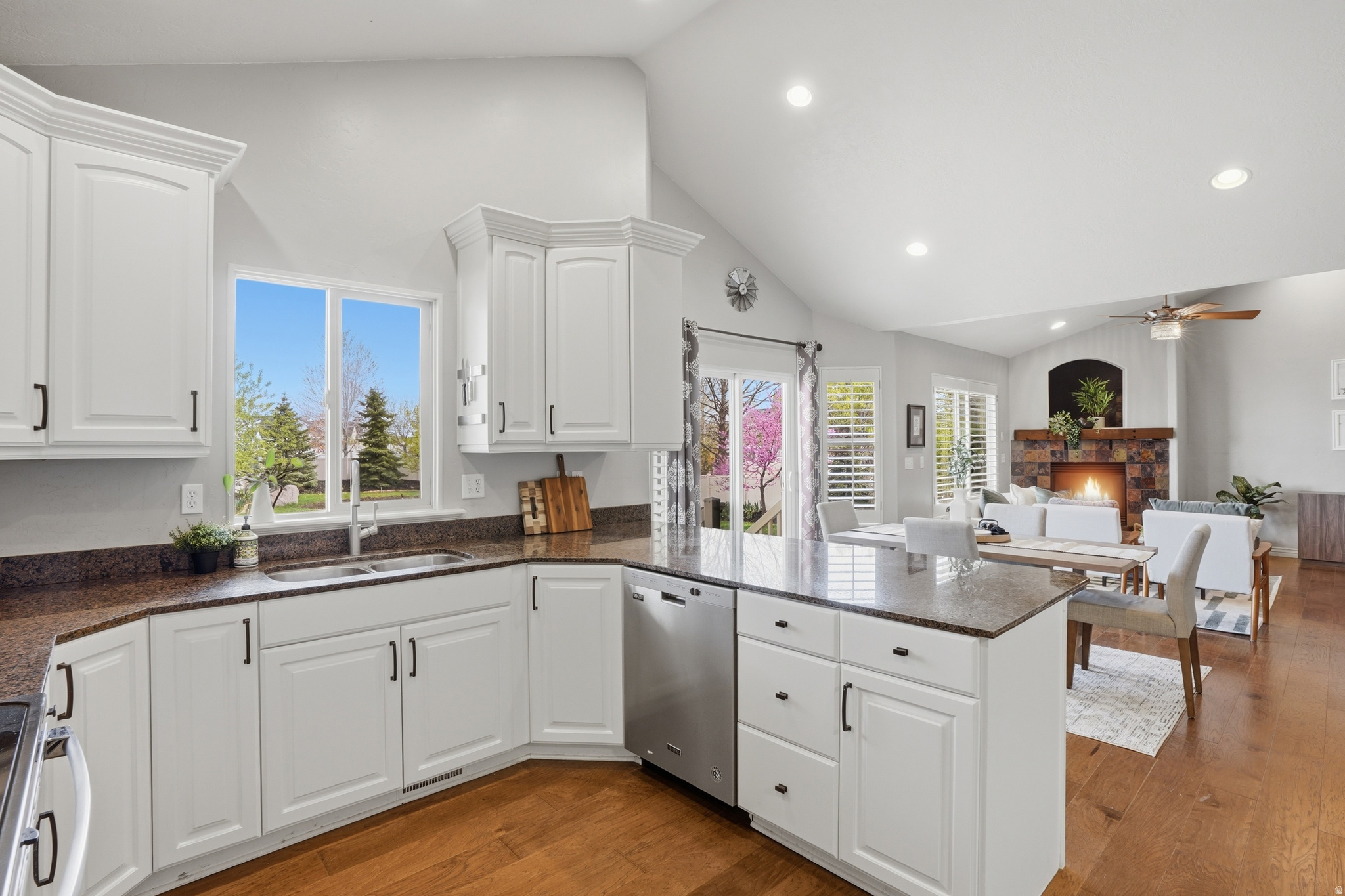 JONES MEADOWS - Residential