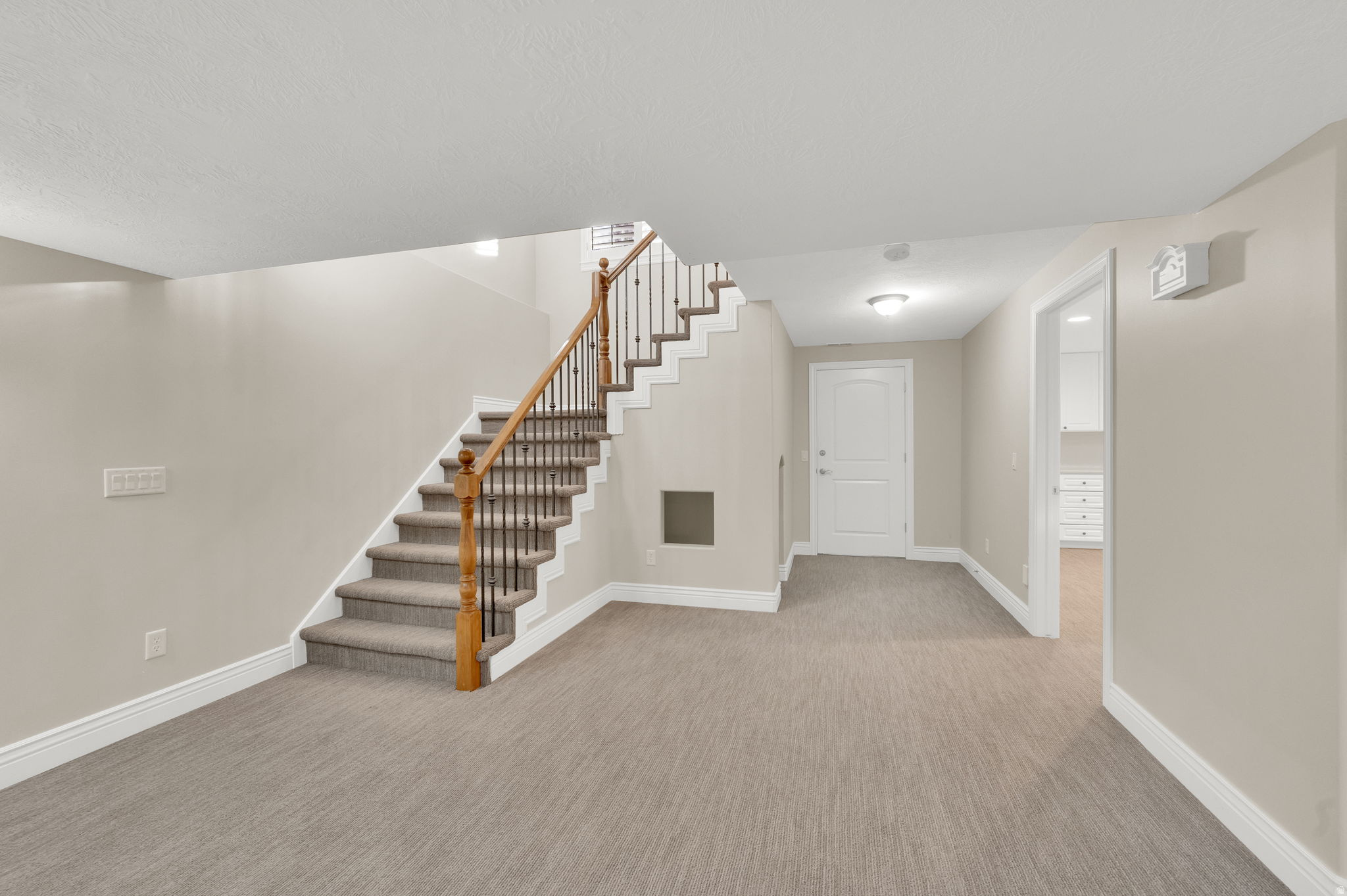 CENTERVILLE COMMONS - Residential