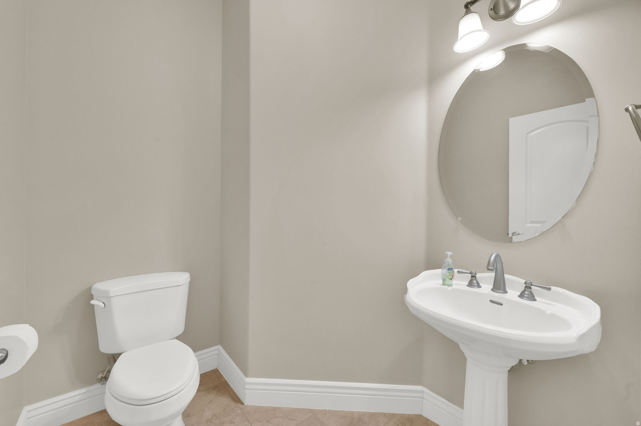 CENTERVILLE COMMONS - Residential