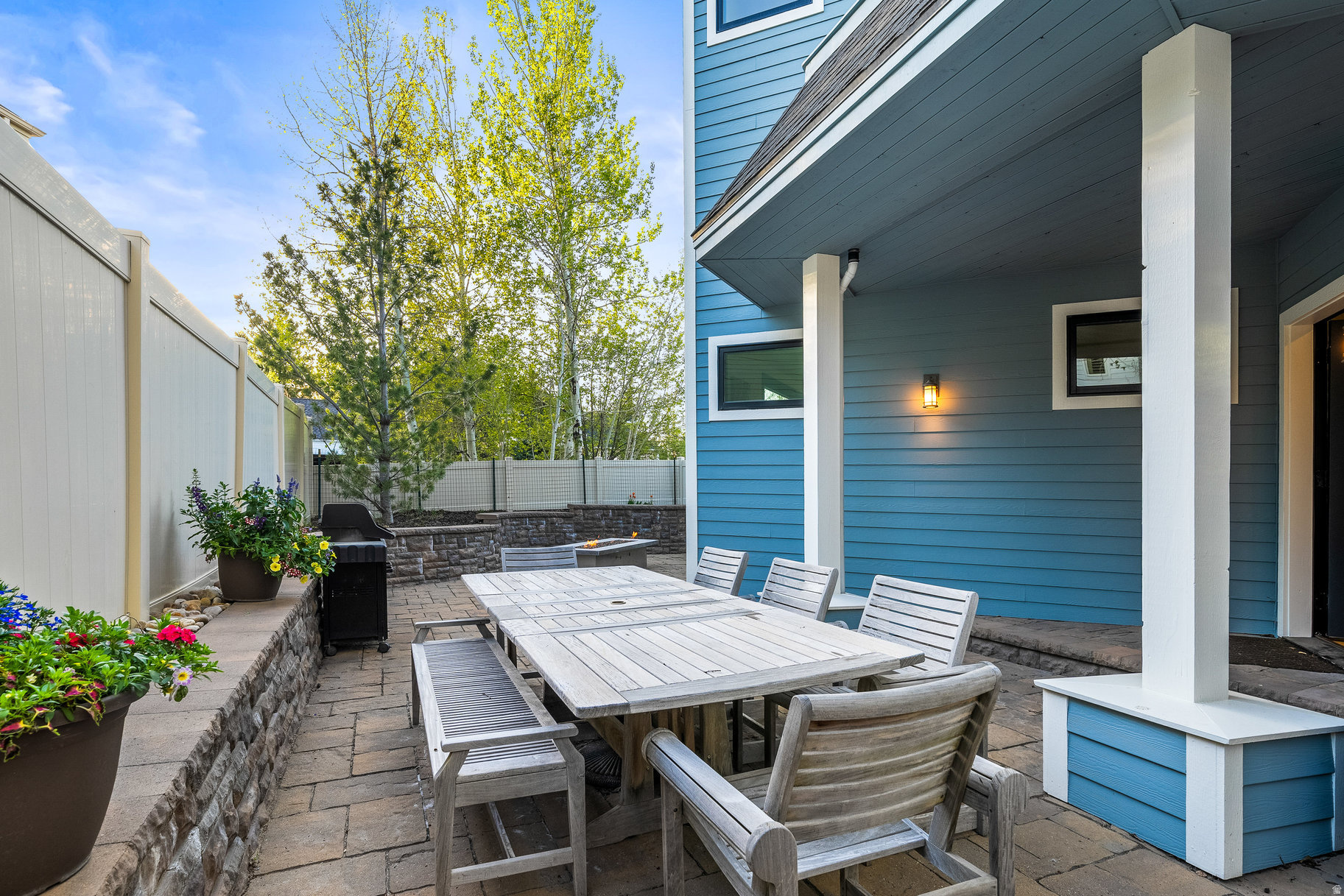 PROSPECTOR PARK - Residential