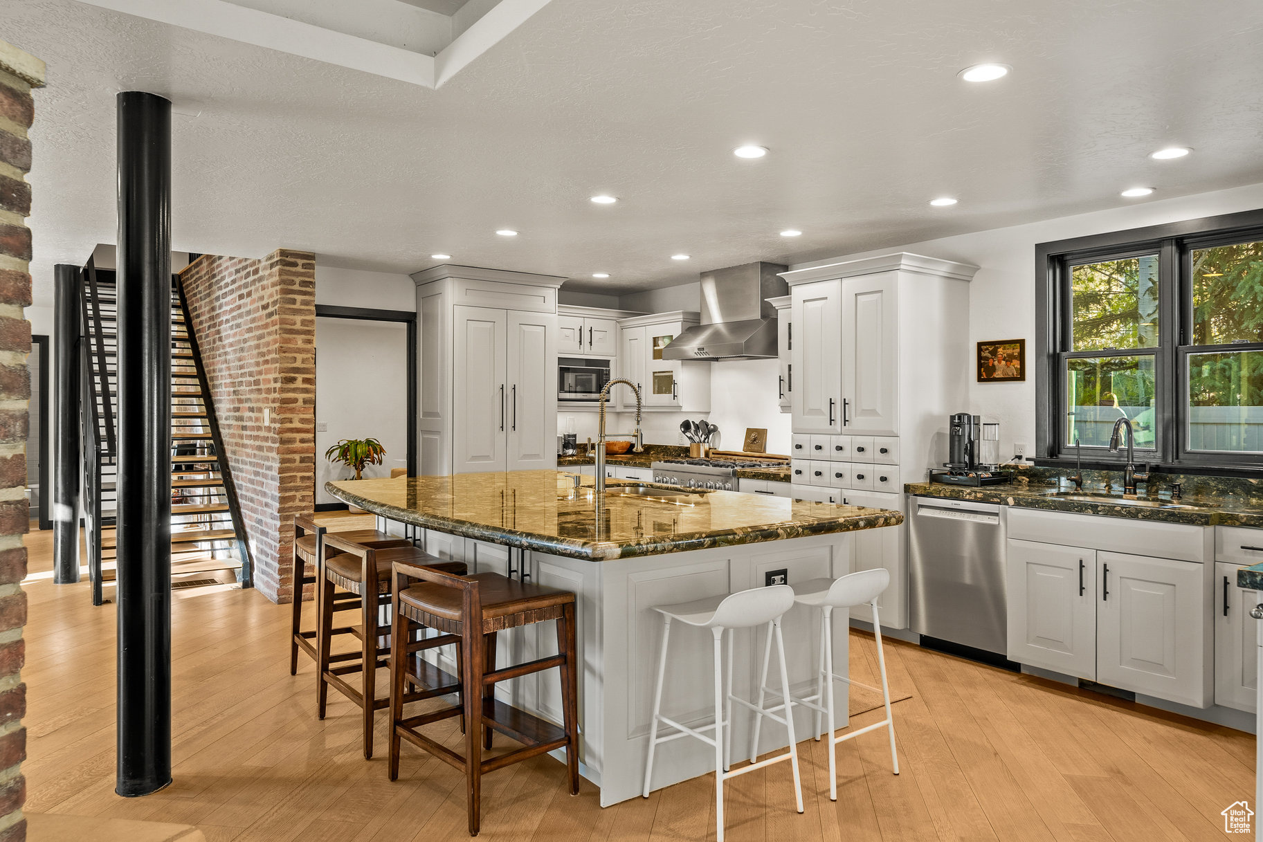 PROSPECTOR PARK - Residential