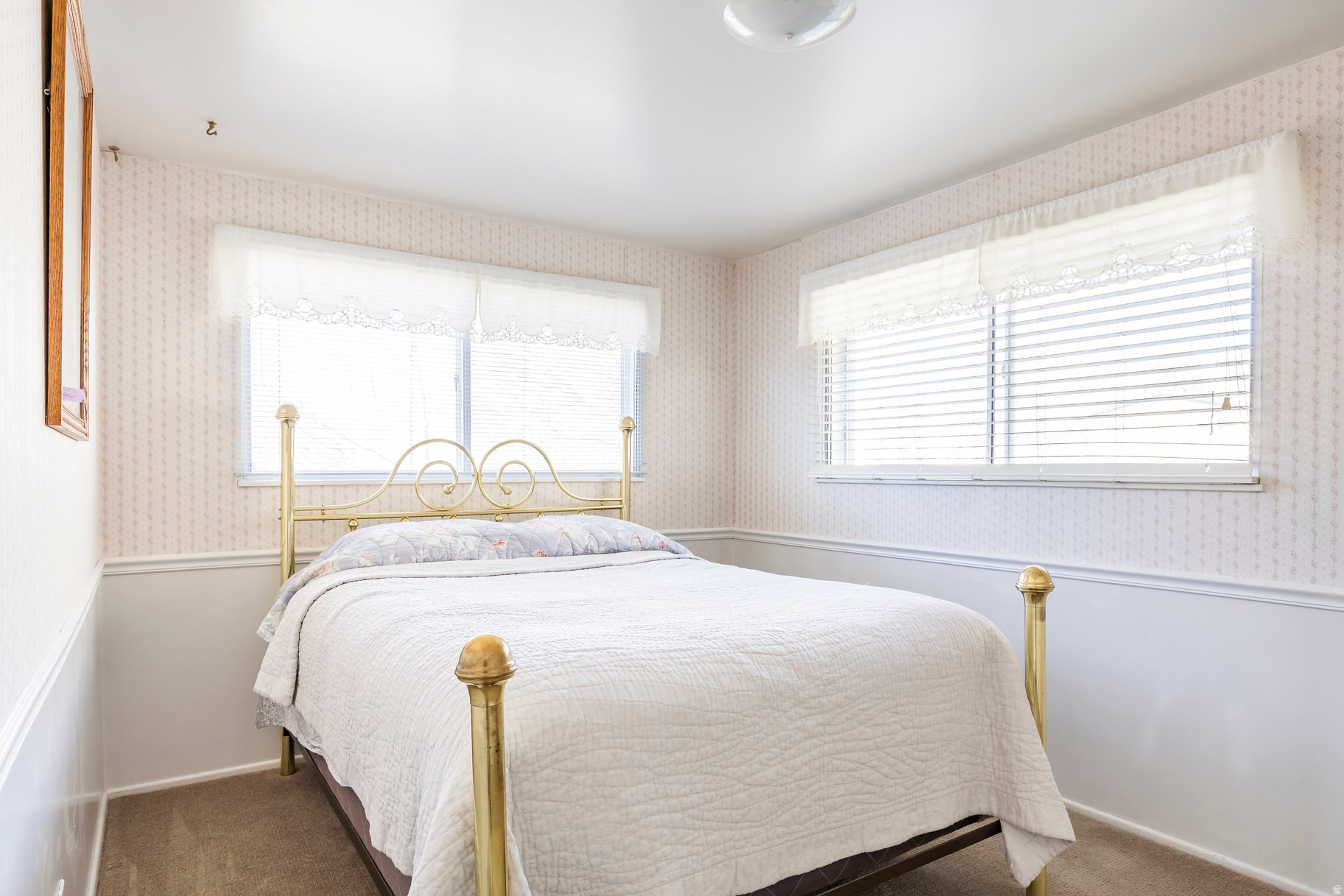 IMPERIAL HEIGHTS - Residential