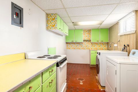 Tiny photo for 926 E 250 N, Springville, UT 84663 (MLS # 2127457)