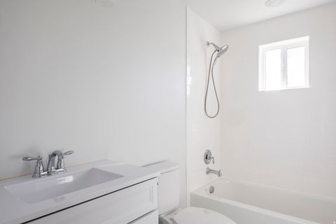 Tiny photo for 926 E 250 N, Springville, UT 84663 (MLS # 2127457)