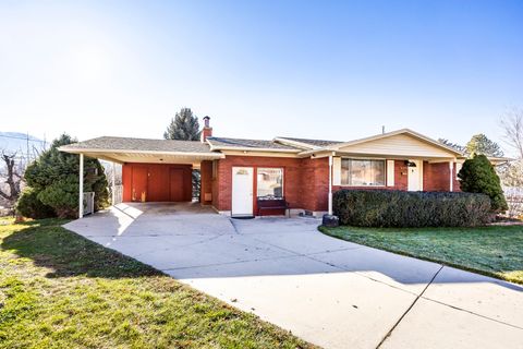 Tiny photo for 926 E 250 N, Springville, UT 84663 (MLS # 2127457)