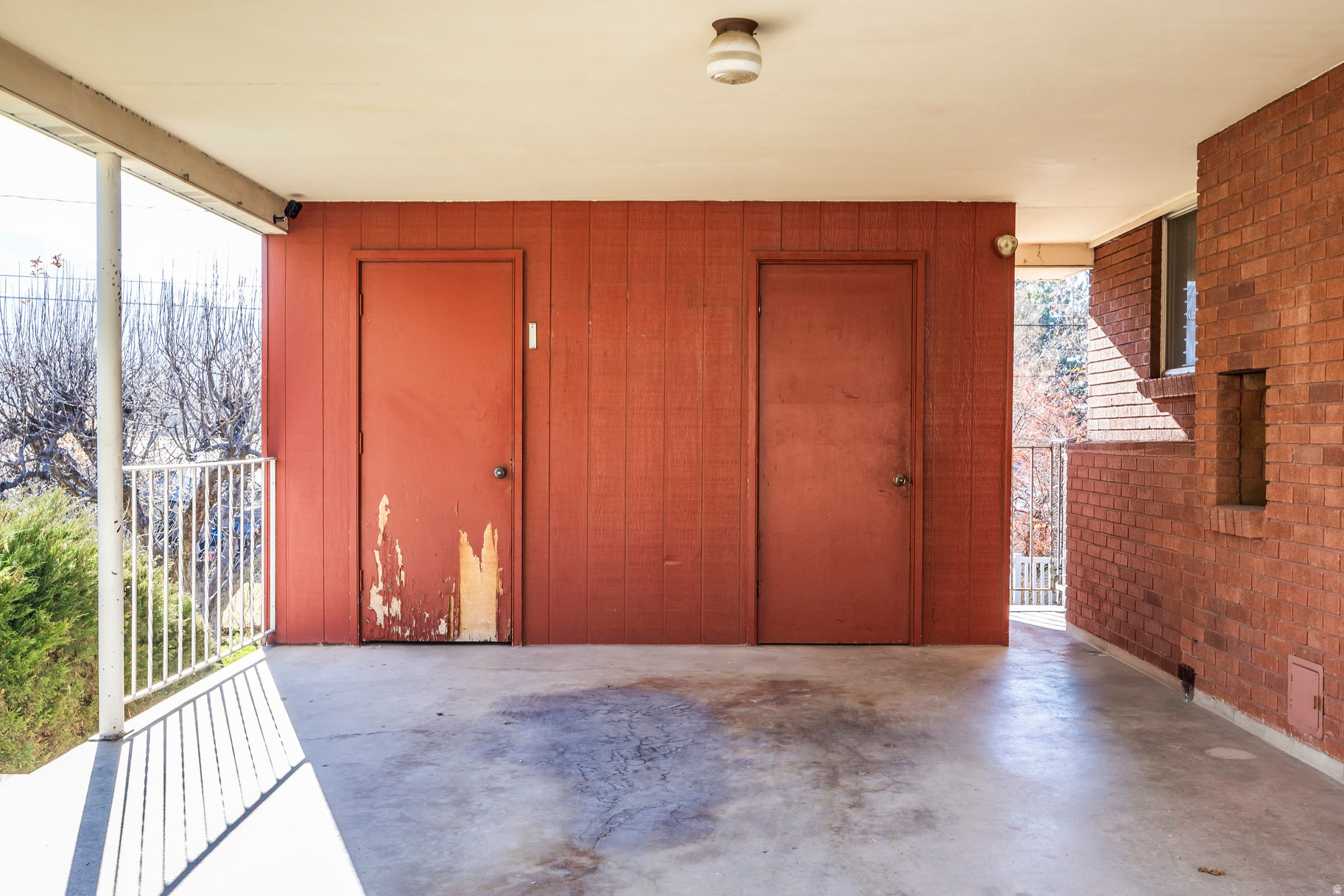 IMPERIAL HEIGHTS - Residential