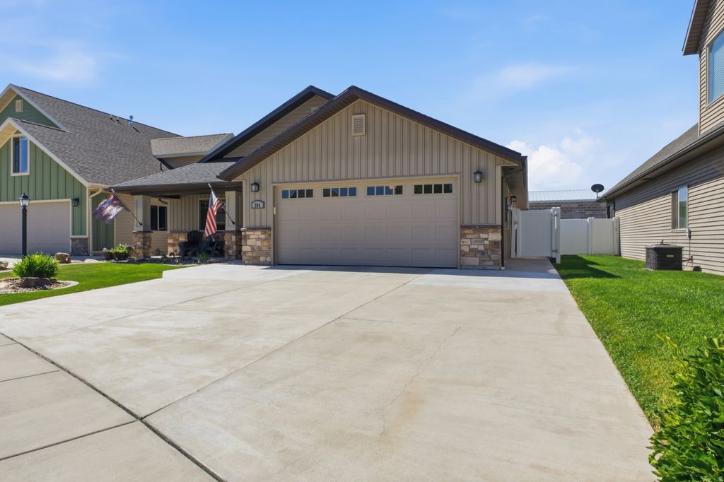 Photo of 384 W 1530 N, Logan, UT 84341 (MLS # 2167223)