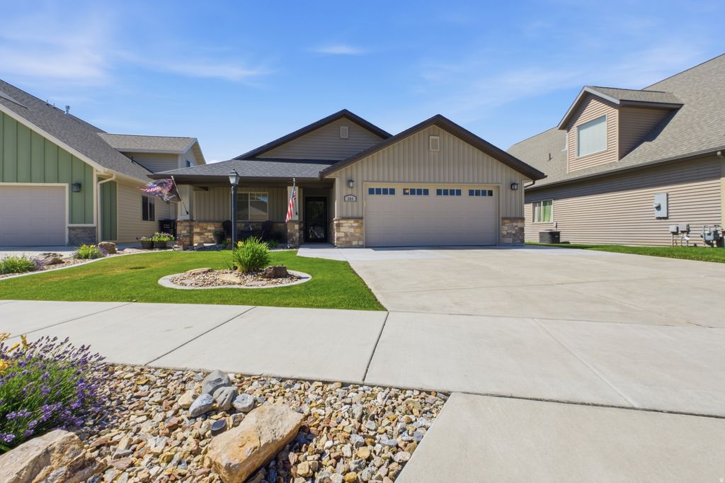 Photo of 384 W 1530 N, Logan, UT 84341 (MLS # 2167223)