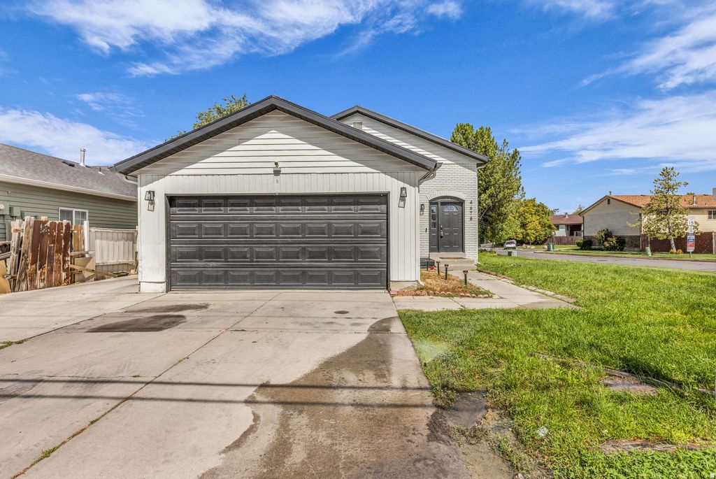 Photo of 4678 W 3100 S, West Valley City, UT 84120 (MLS # 2144113)