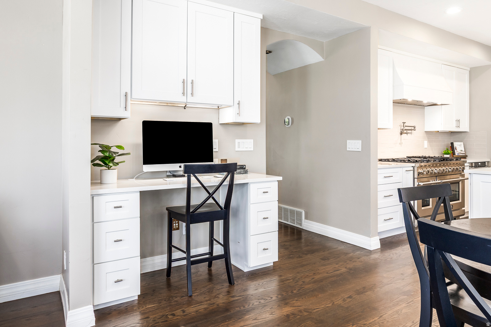 MOUNTAIN VIEW ESTATES - Residential