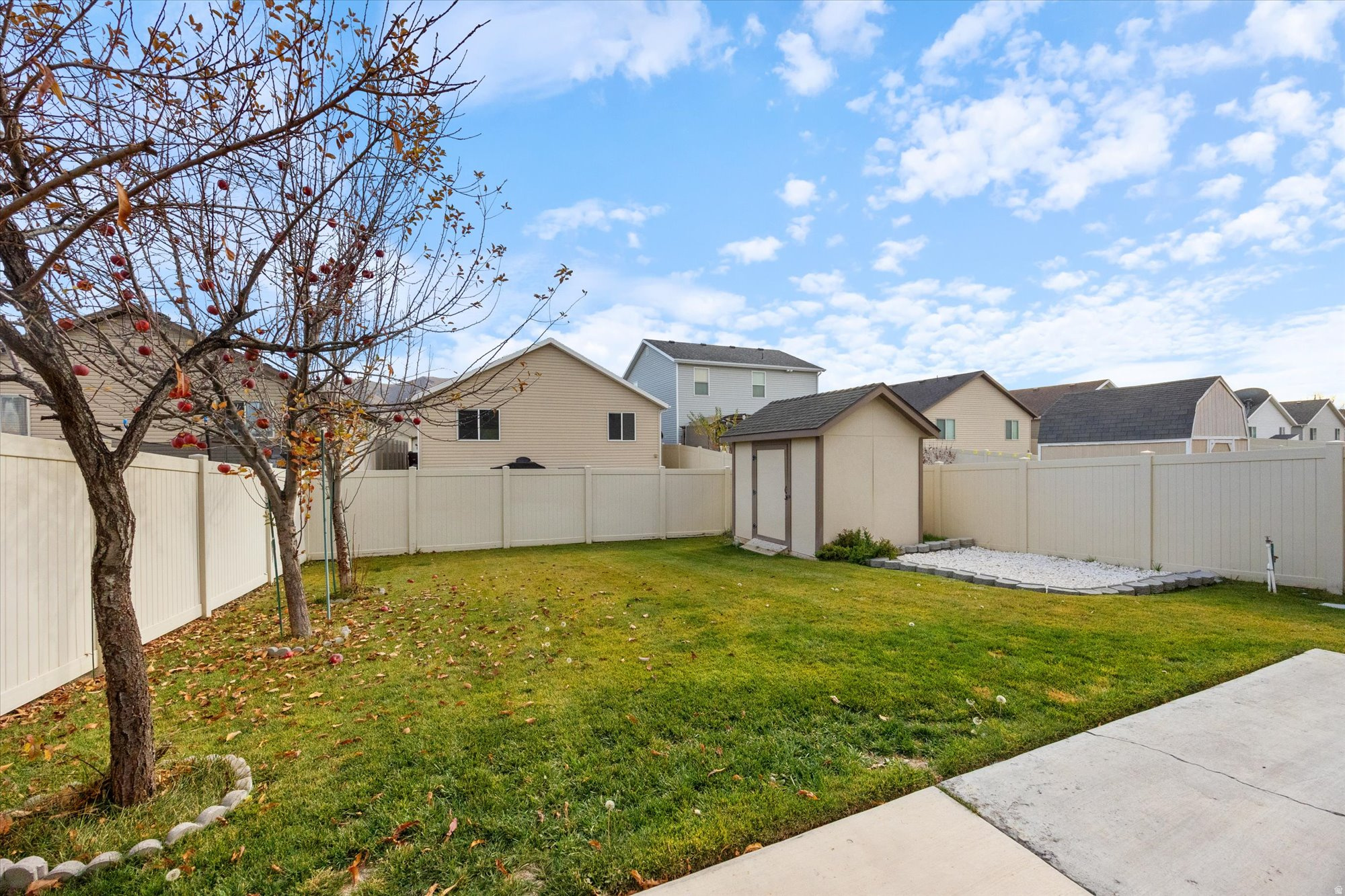 SWEETWATER - Residential