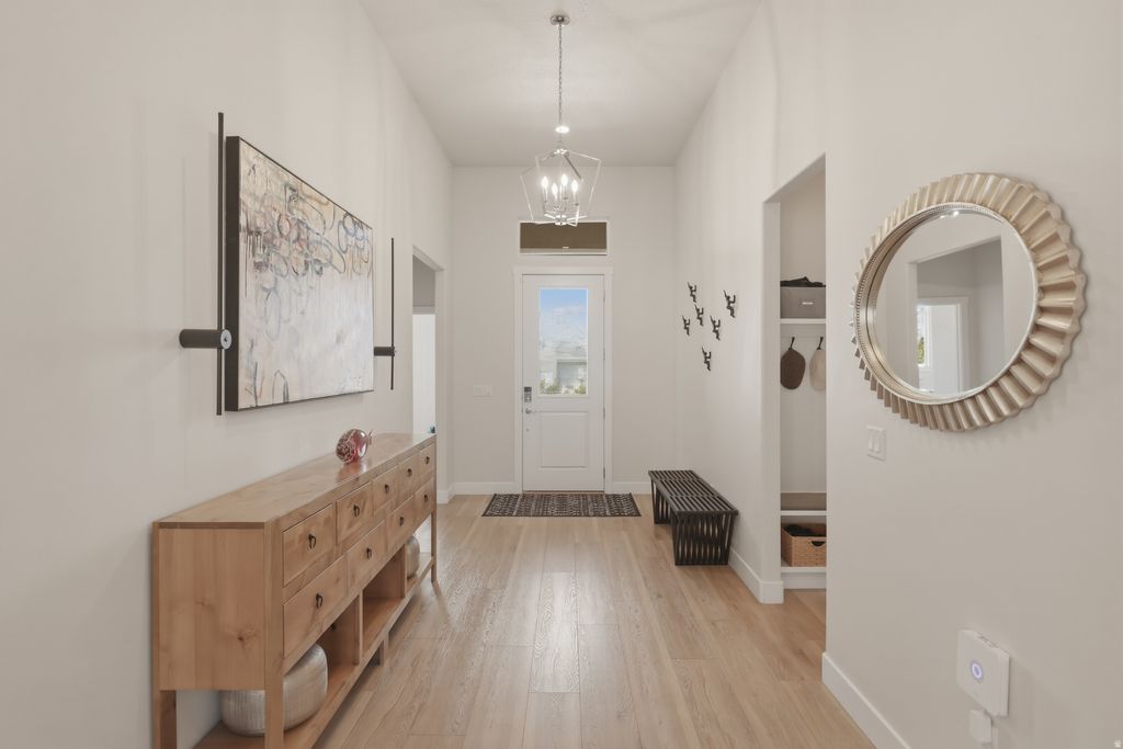 Photo of 4004 E CERRO WAY, Saint George, UT 84790 (MLS # 2146237)