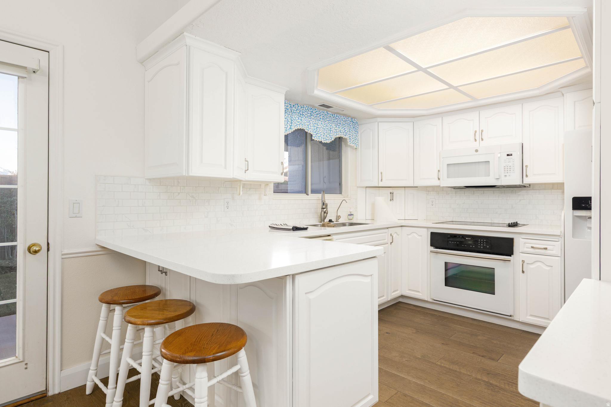 SUNRISE VIEW TOWNHOMES - Residential