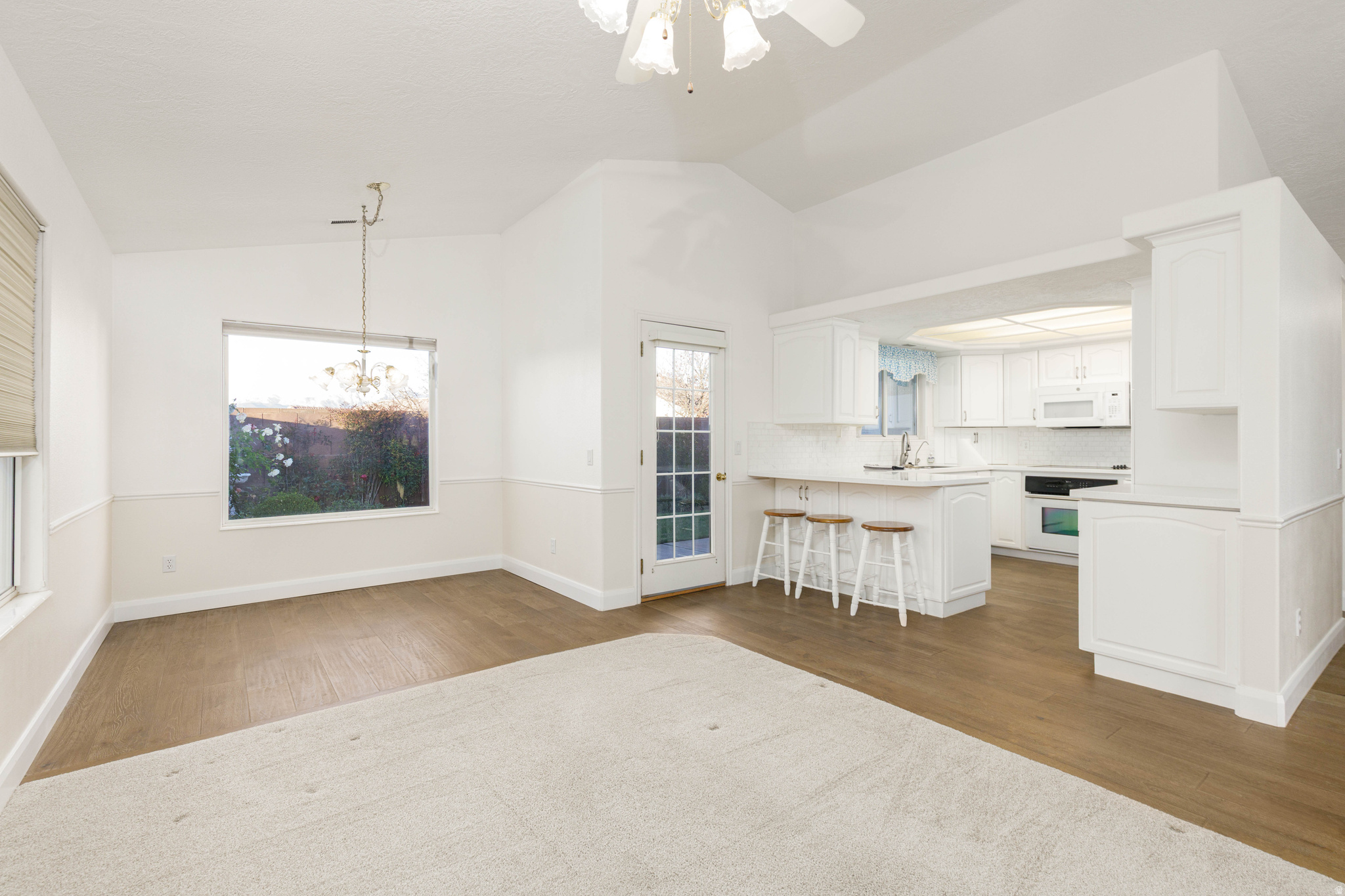 SUNRISE VIEW TOWNHOMES - Residential