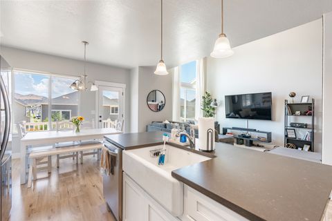 Tiny photo for 1721 W NEWCASTLE LN S, Saratoga Springs, UT 84045 (MLS # 2174050)