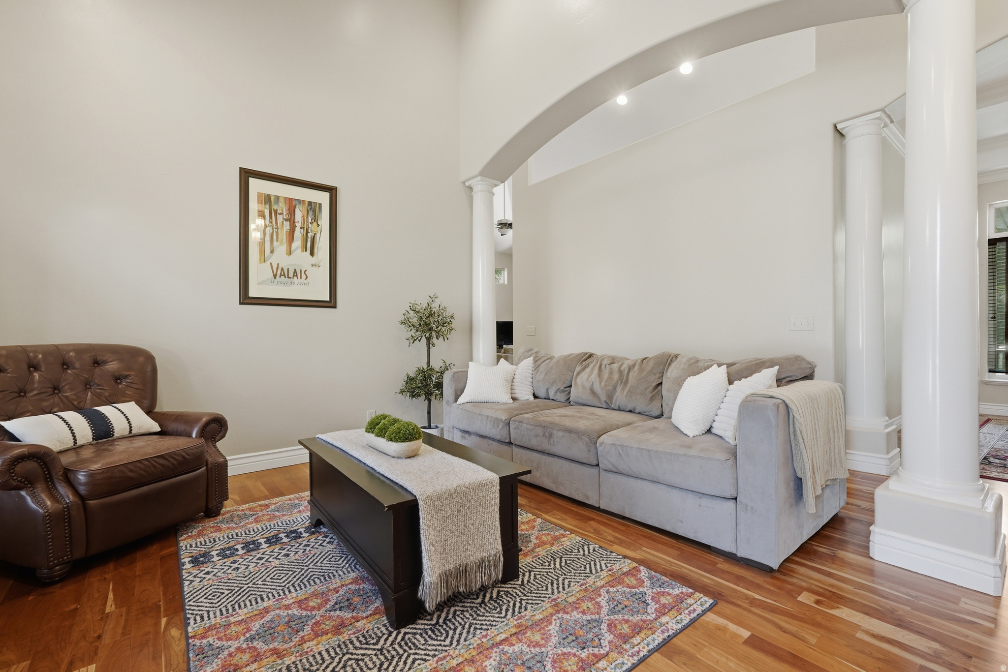 LINCOLN PLACE - Residential