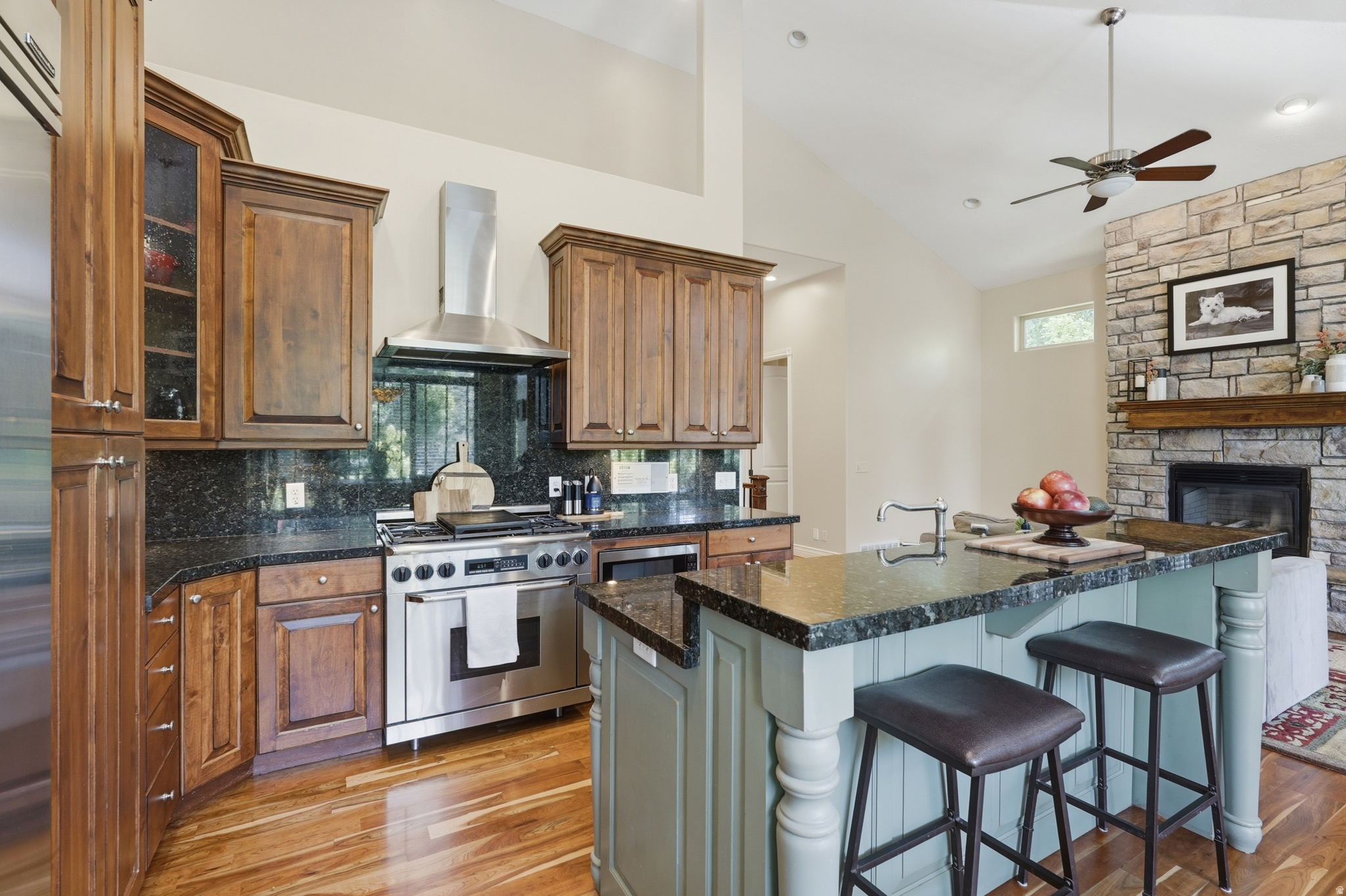 LINCOLN PLACE - Residential