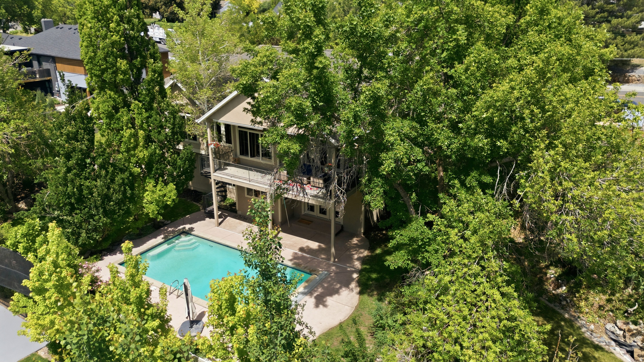 LINCOLN PLACE - Residential