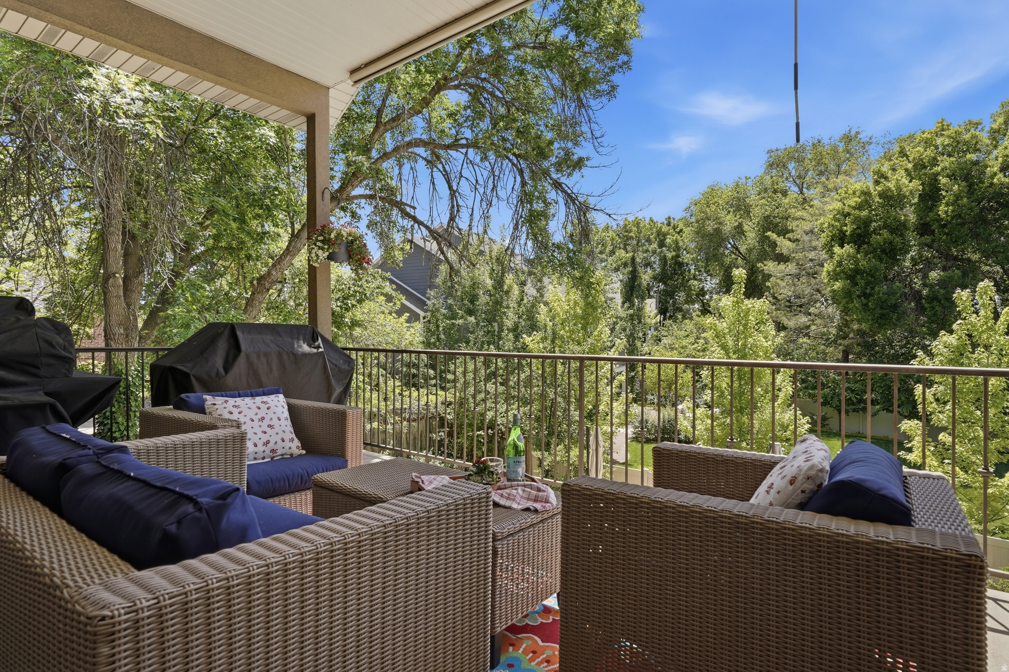 LINCOLN PLACE - Residential