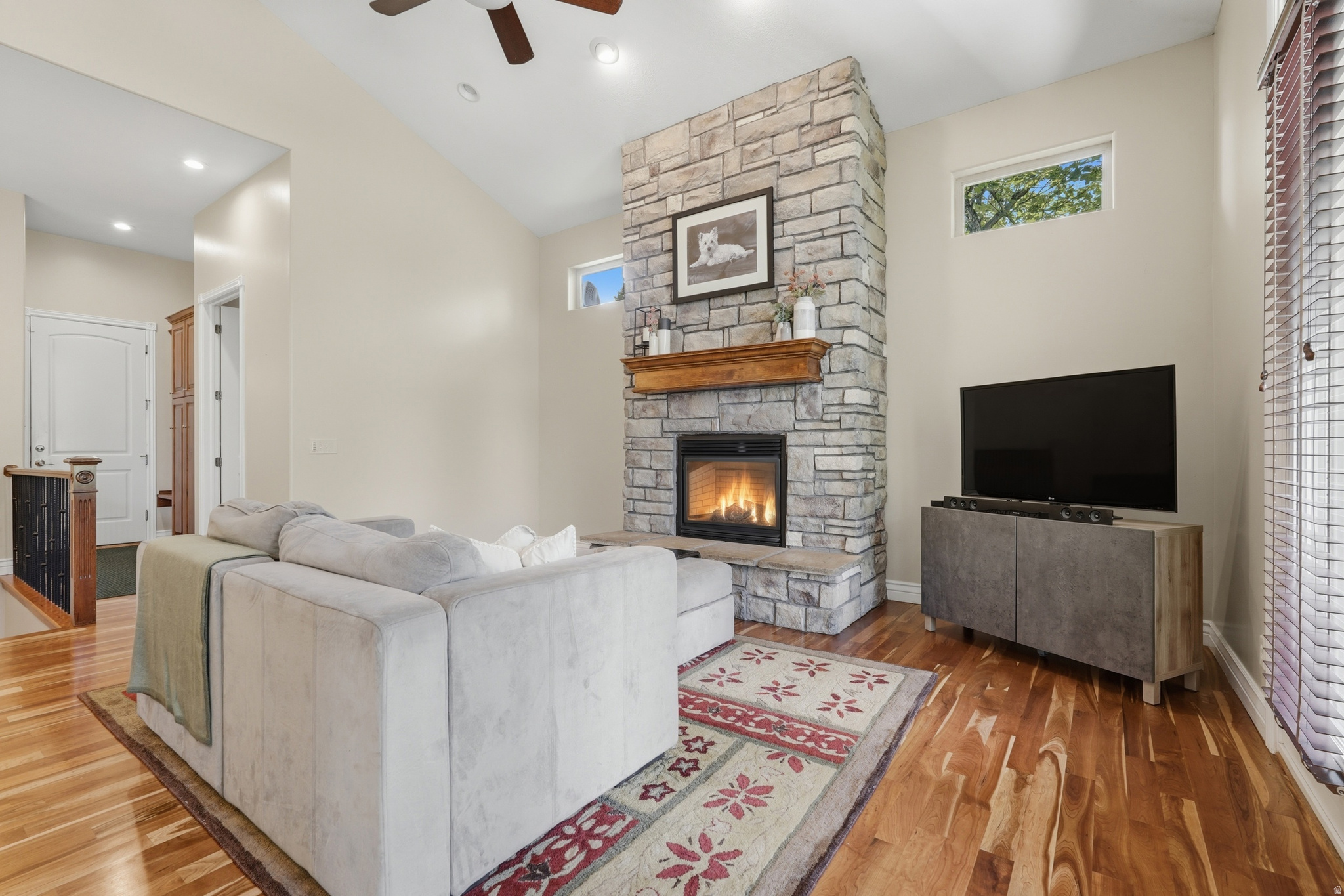 LINCOLN PLACE - Residential
