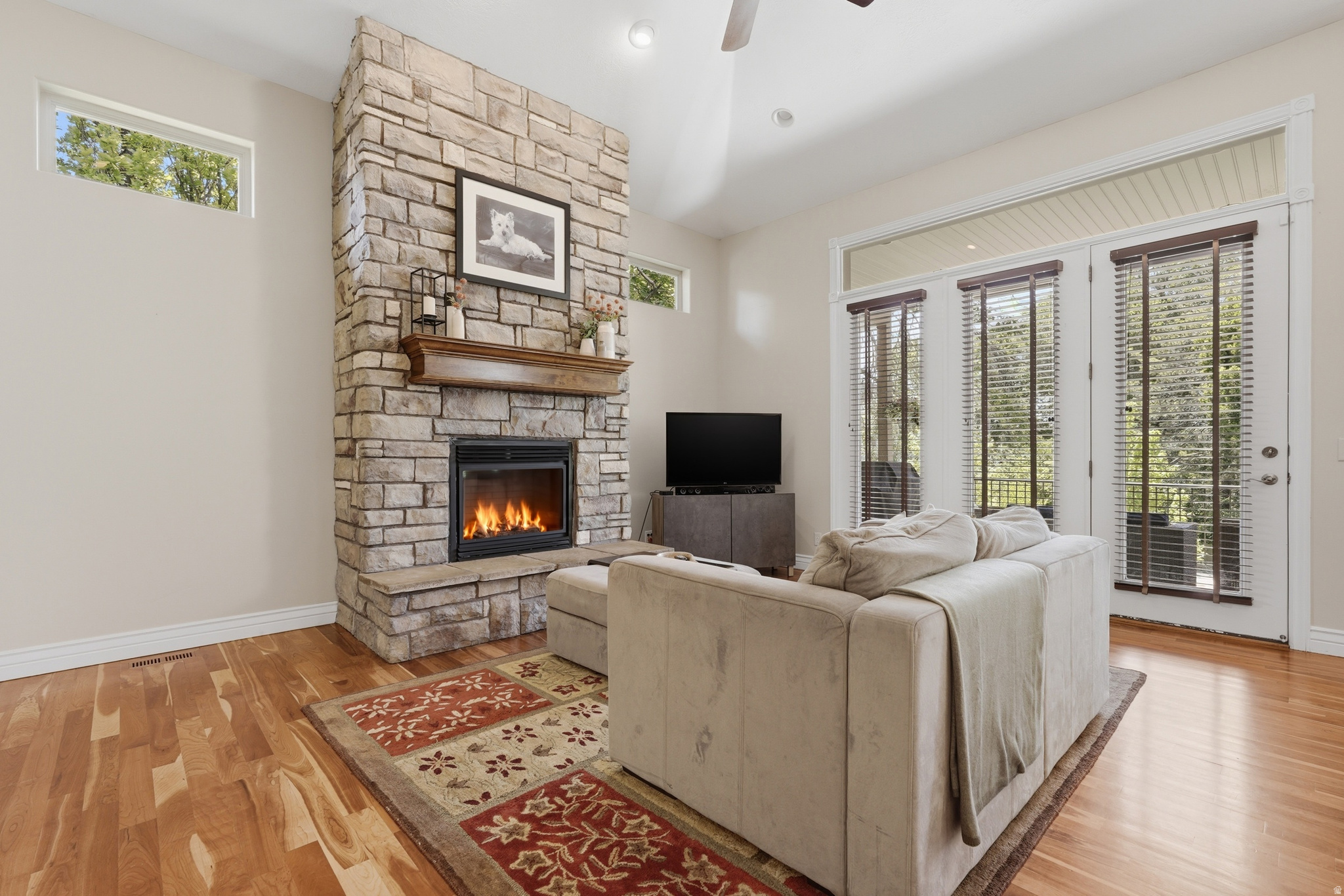 LINCOLN PLACE - Residential
