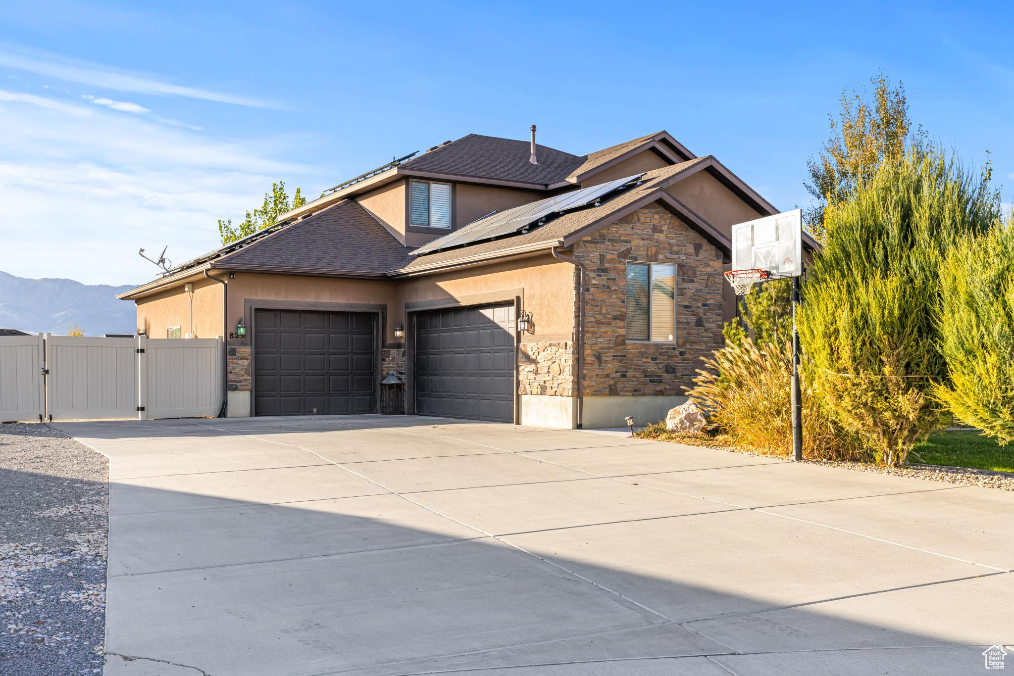 823 Gold Dust Ct, Grantsville, Utah image 3