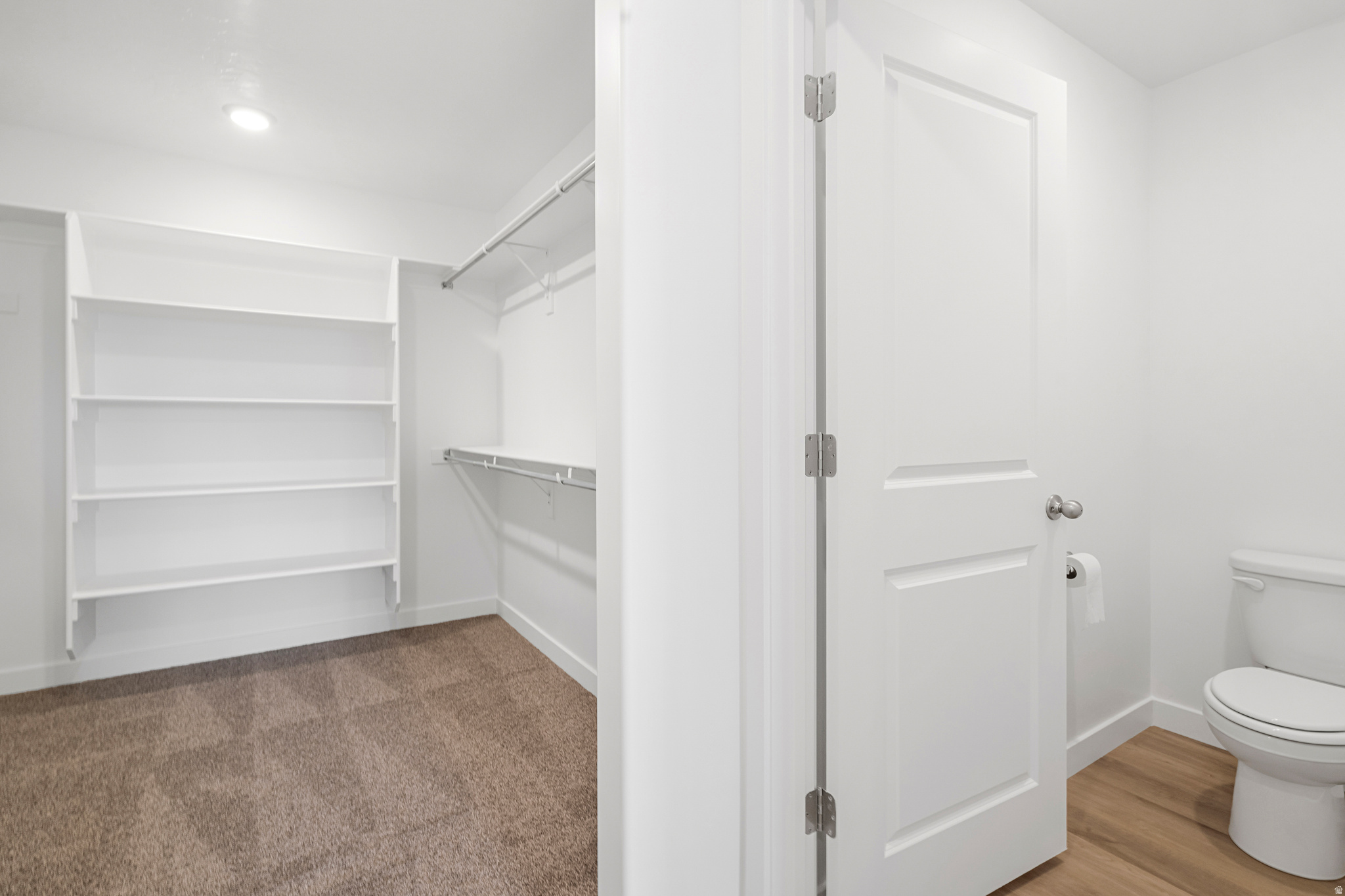 MONTREUX - Residential Lease