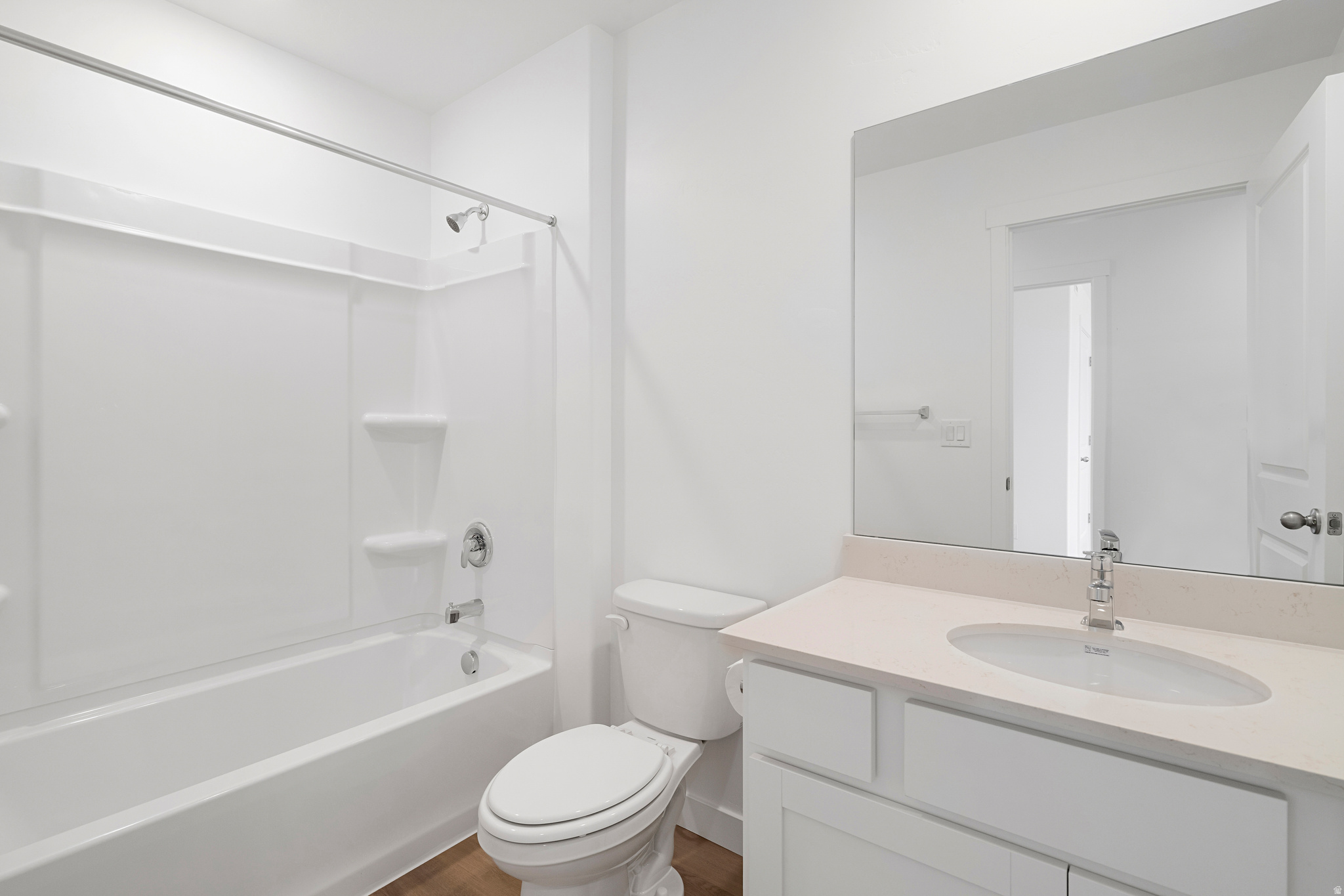 MONTREUX - Residential Lease