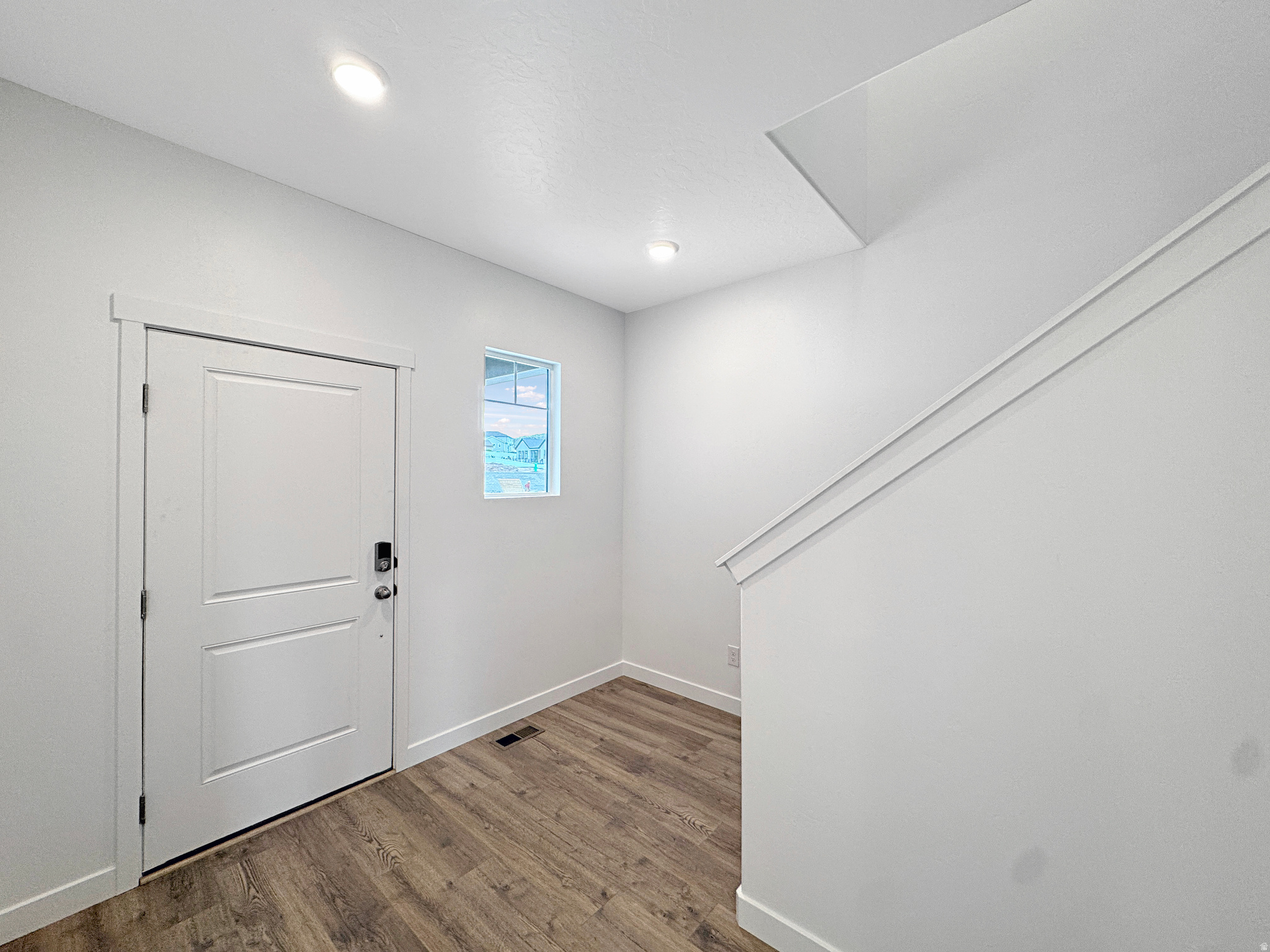 MONTREUX - Residential Lease