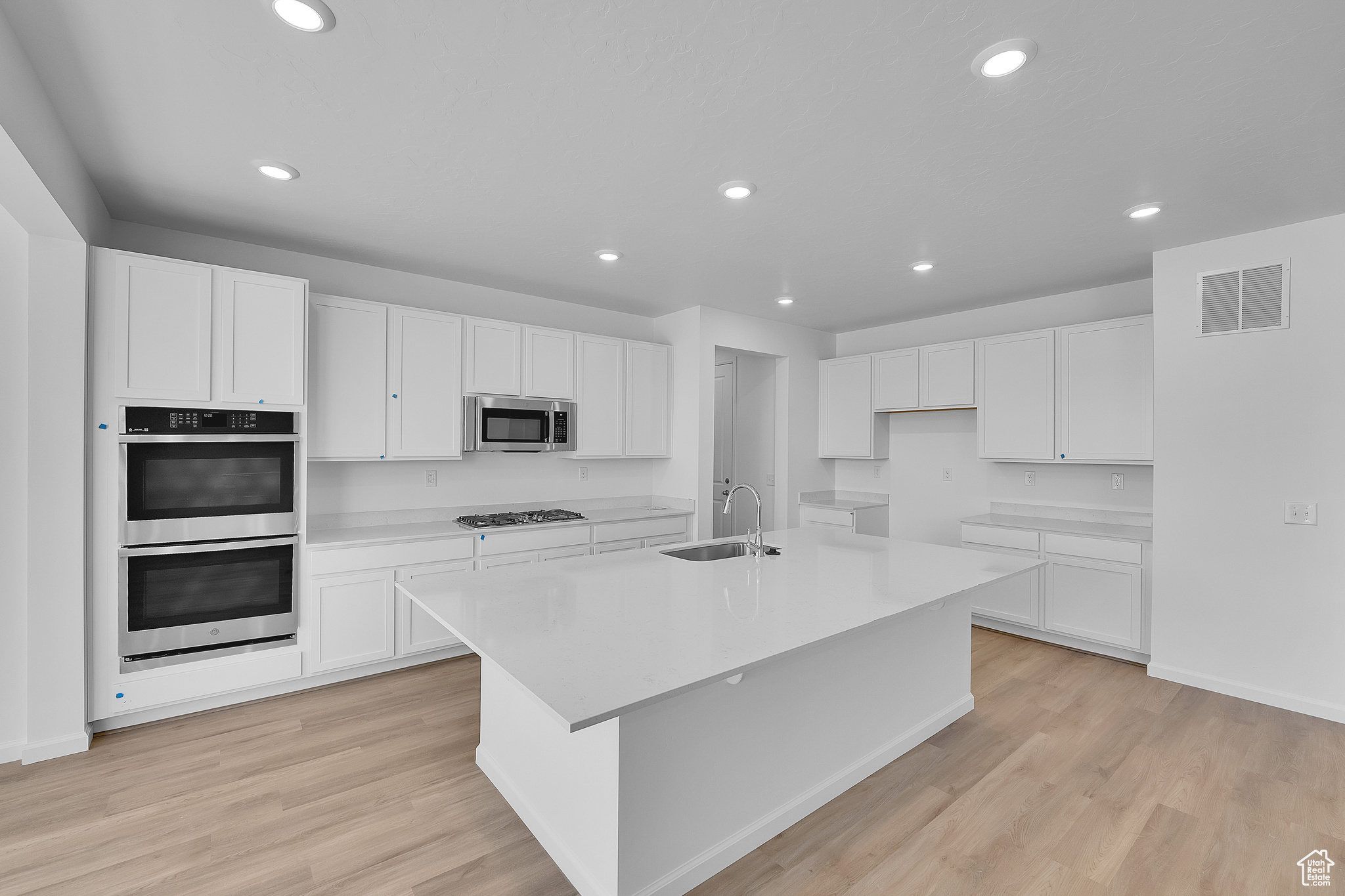 PASTURES AT SADDLEBACK - Residential