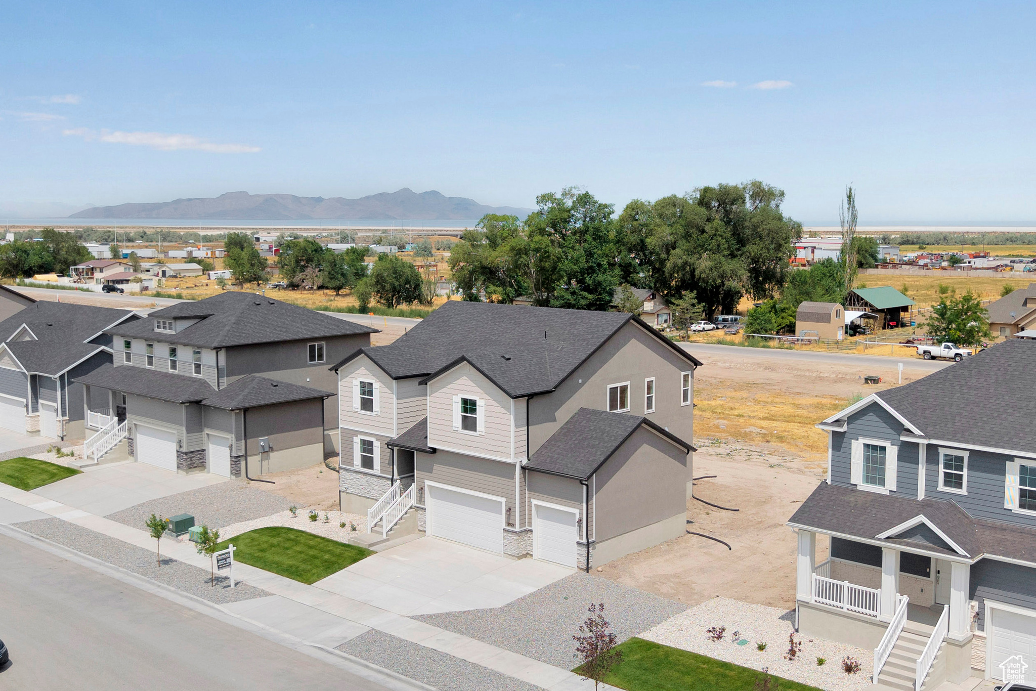 PASTURES AT SADDLEBACK - Residential