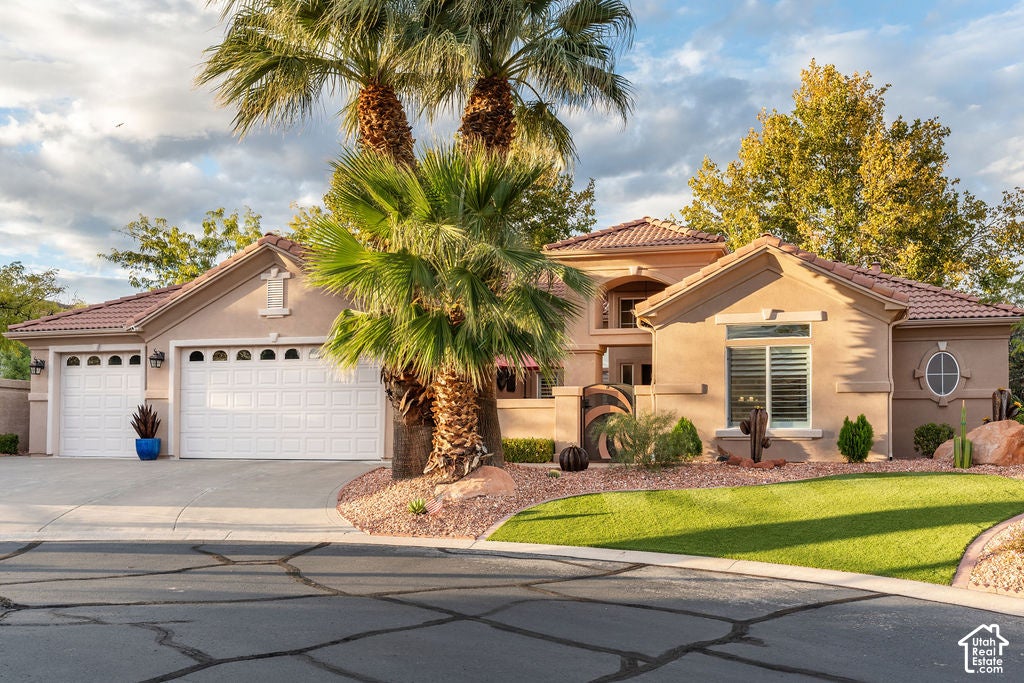 Photo of 1102 CHAMA CT W, Washington, UT 84780 (MLS # 2192500)