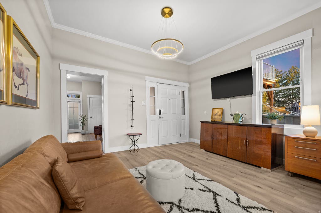 Photo of 342 S 900 E, Salt Lake City, UT 84102 (MLS # 2177220)
