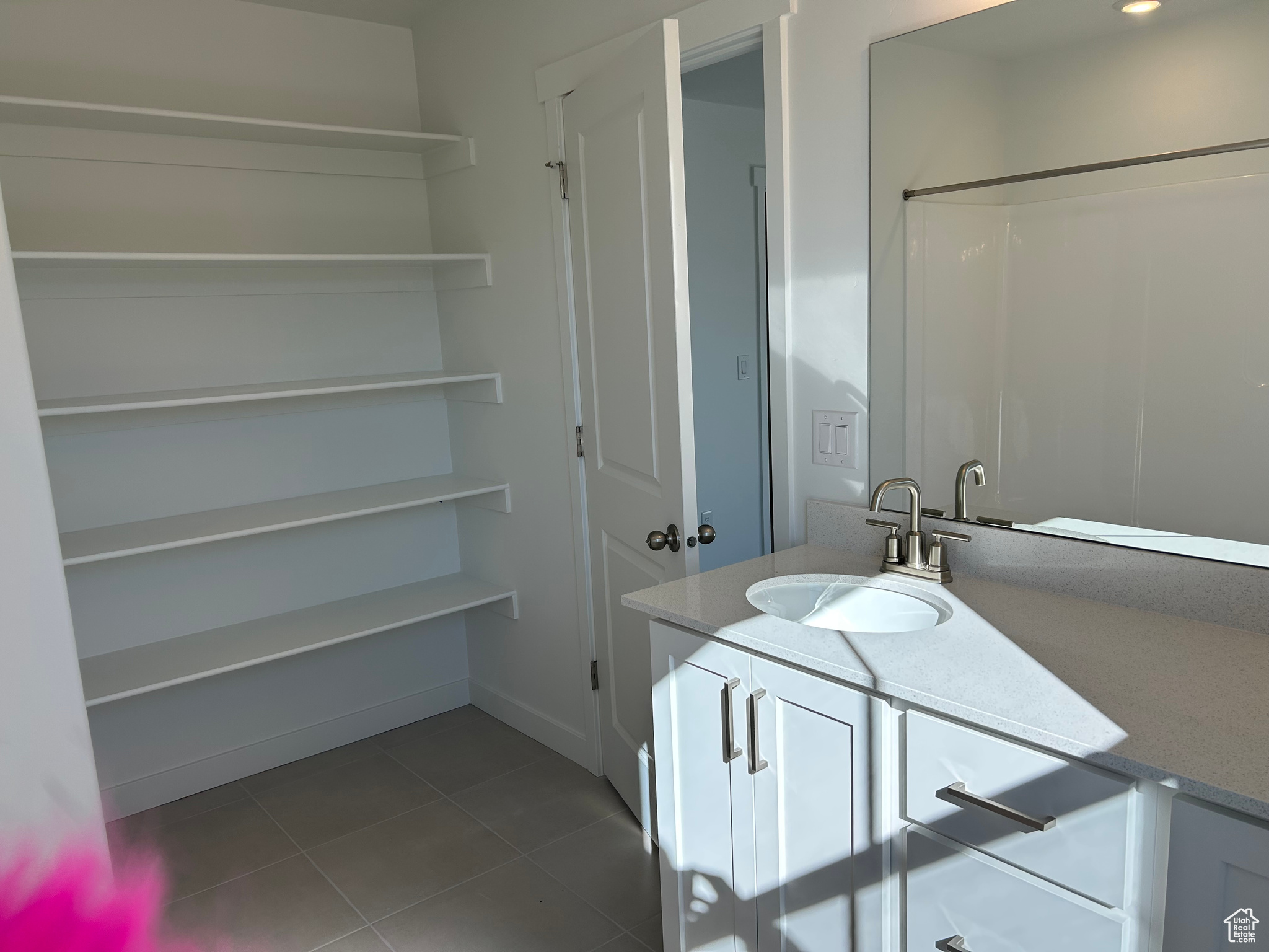 HAVEN OAKS - Residential