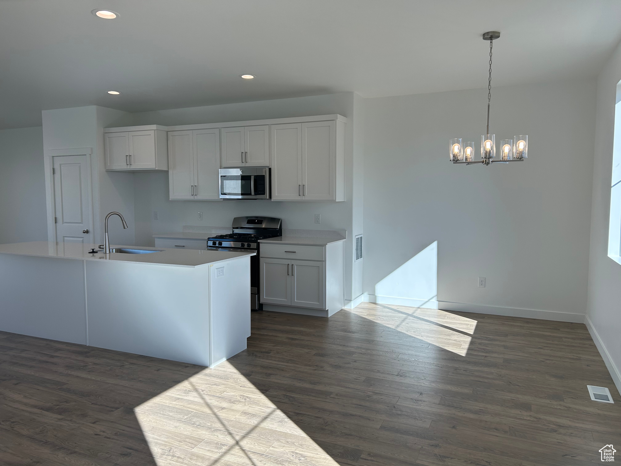 HAVEN OAKS - Residential