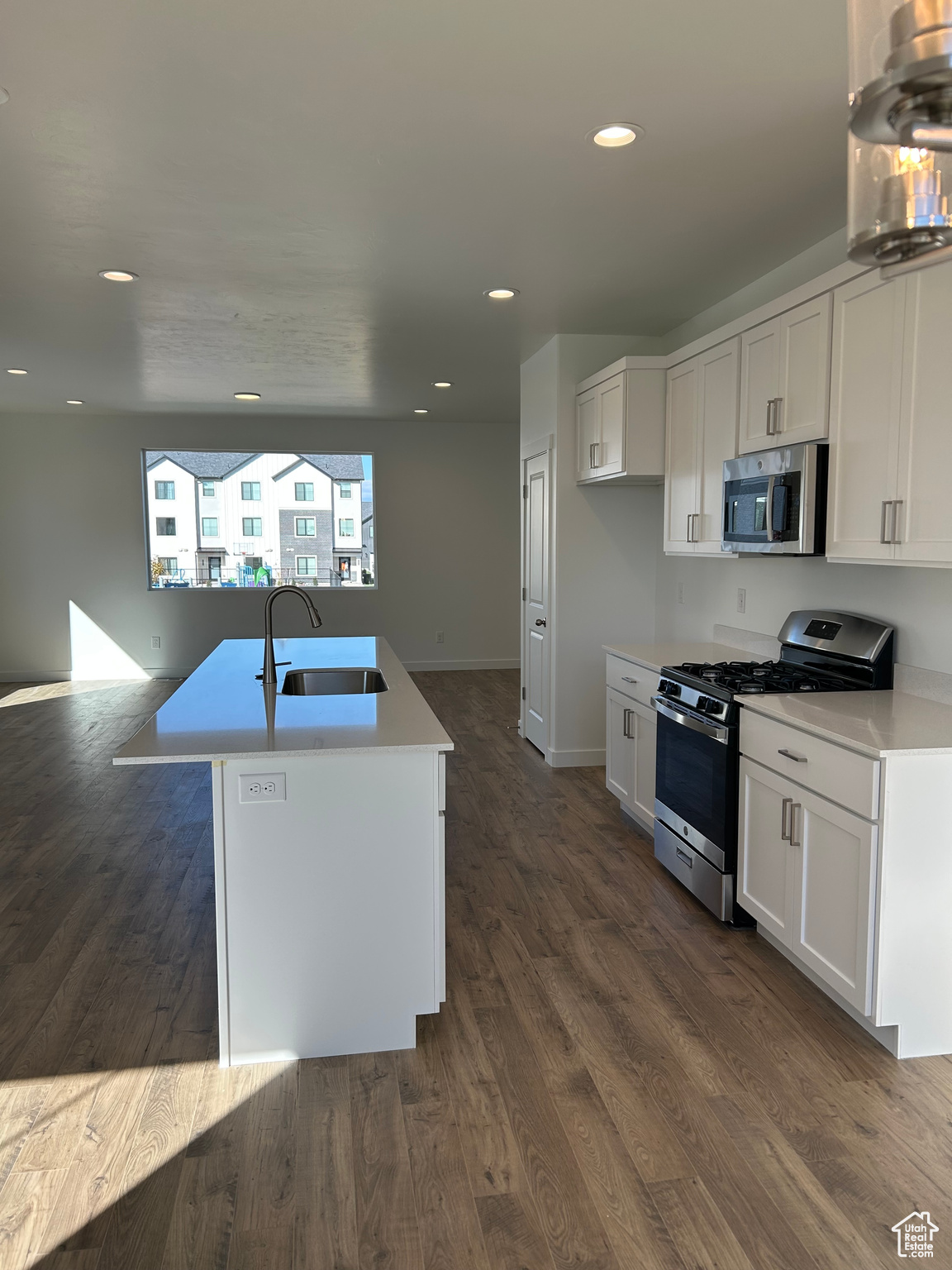 HAVEN OAKS - Residential