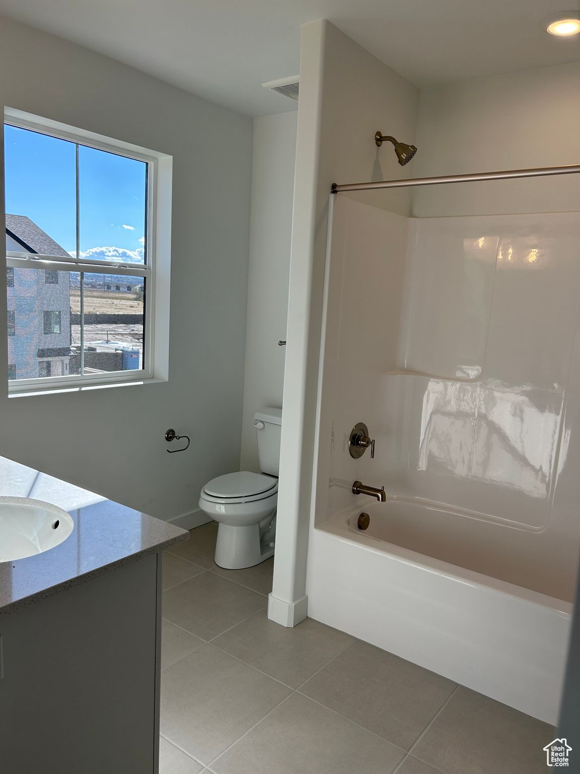 HAVEN OAKS - Residential