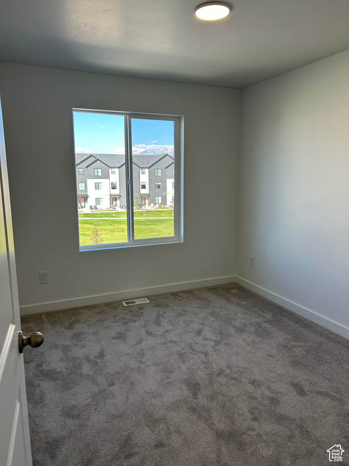 HAVEN OAKS - Residential