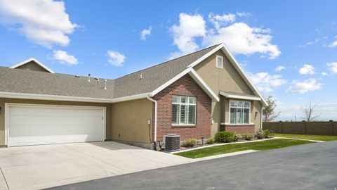 Tiny photo for 64 E 350 S, Lehi, UT 84043 (MLS # 2154634)