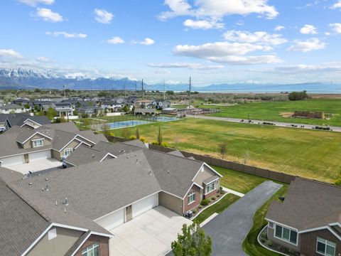Tiny photo for 64 E 350 S, Lehi, UT 84043 (MLS # 2154634)