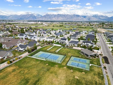 Tiny photo for 64 E 350 S, Lehi, UT 84043 (MLS # 2154634)