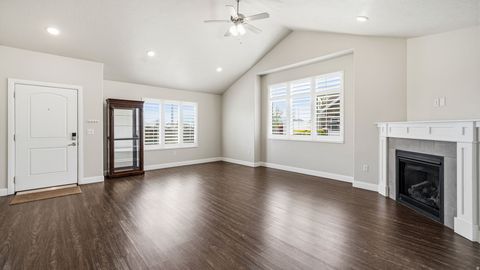 Tiny photo for 64 E 350 S, Lehi, UT 84043 (MLS # 2154634)