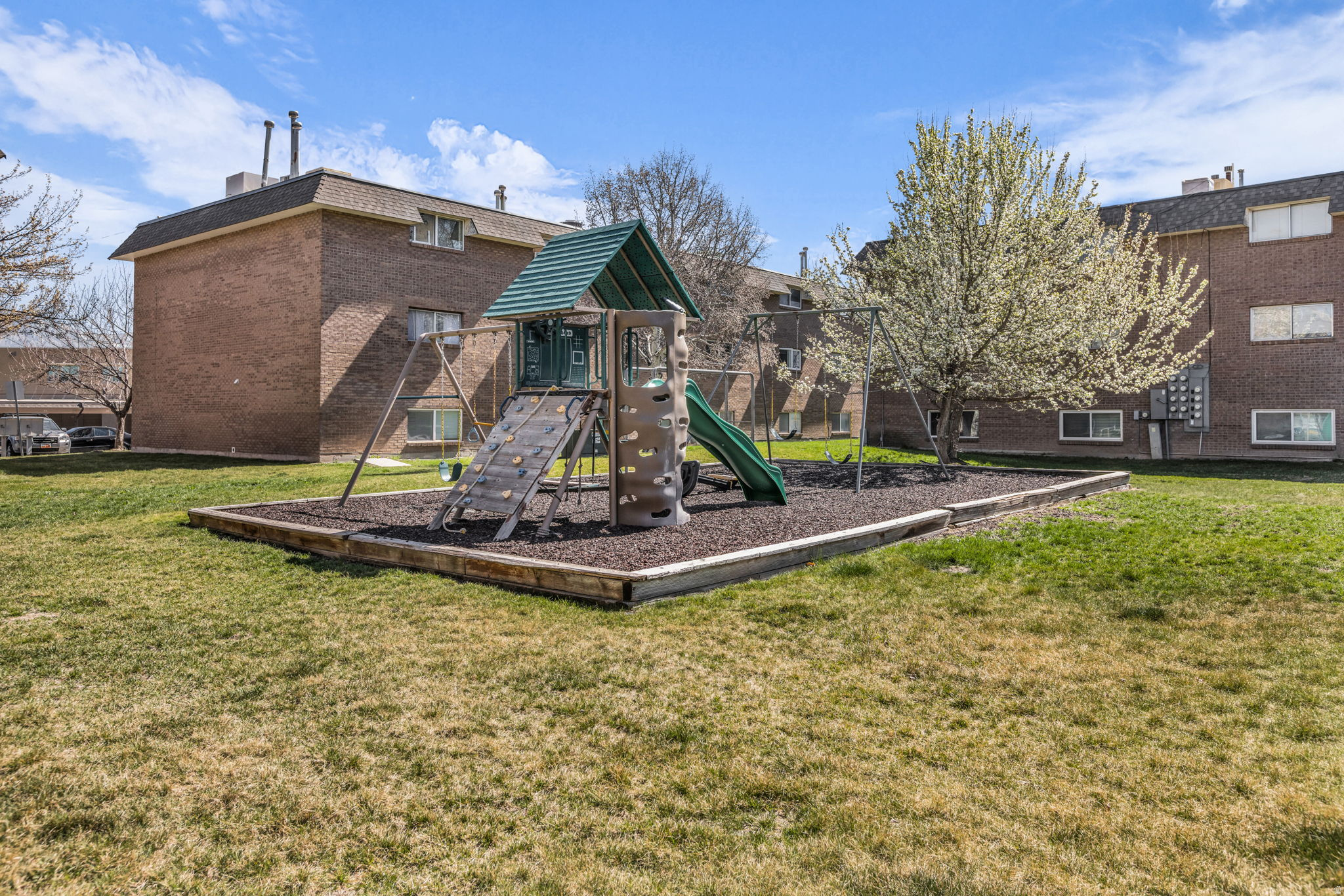 WESTGLEN VILLAGE - Residential