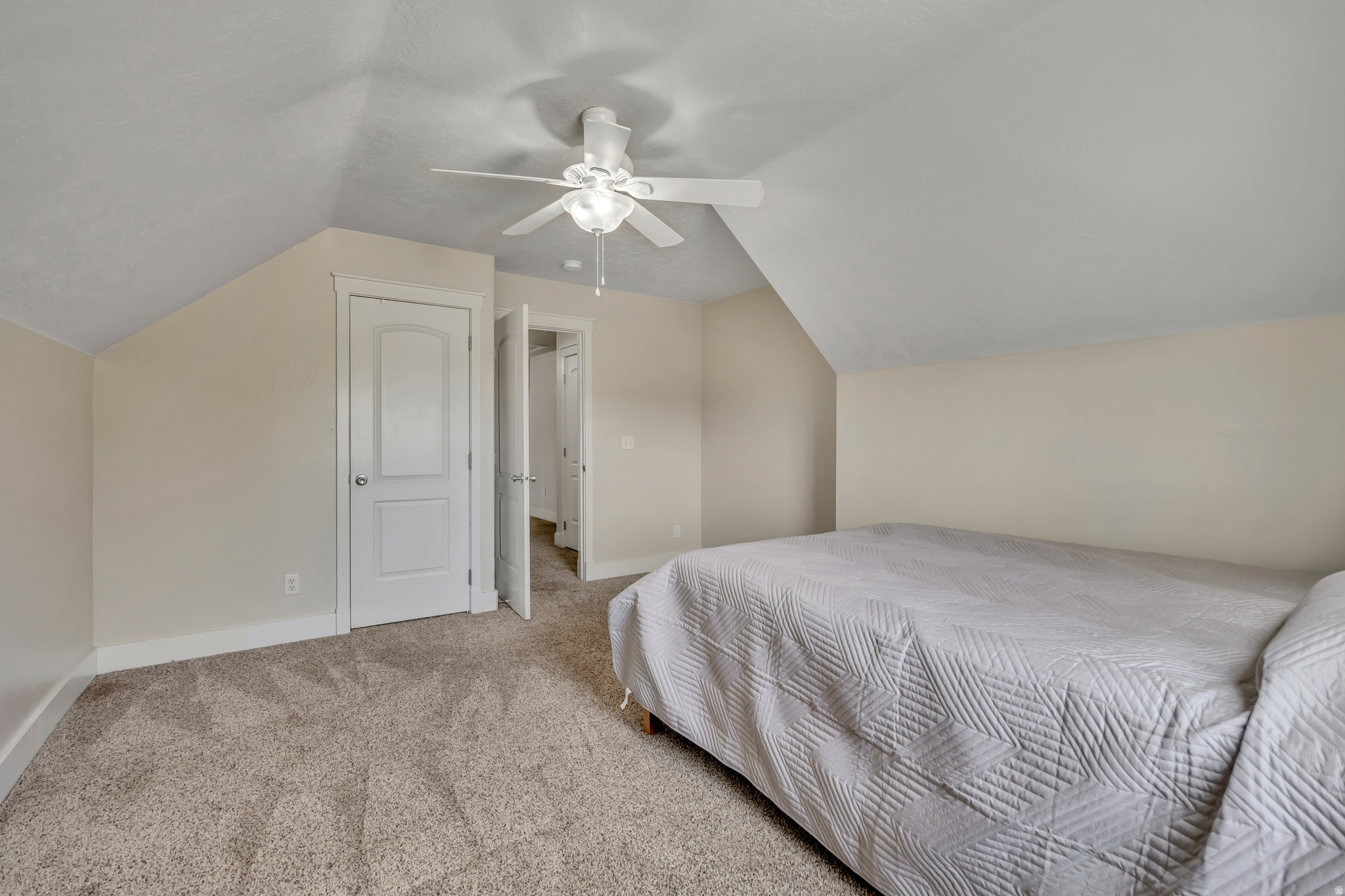 SARATOGA HILLS - Residential