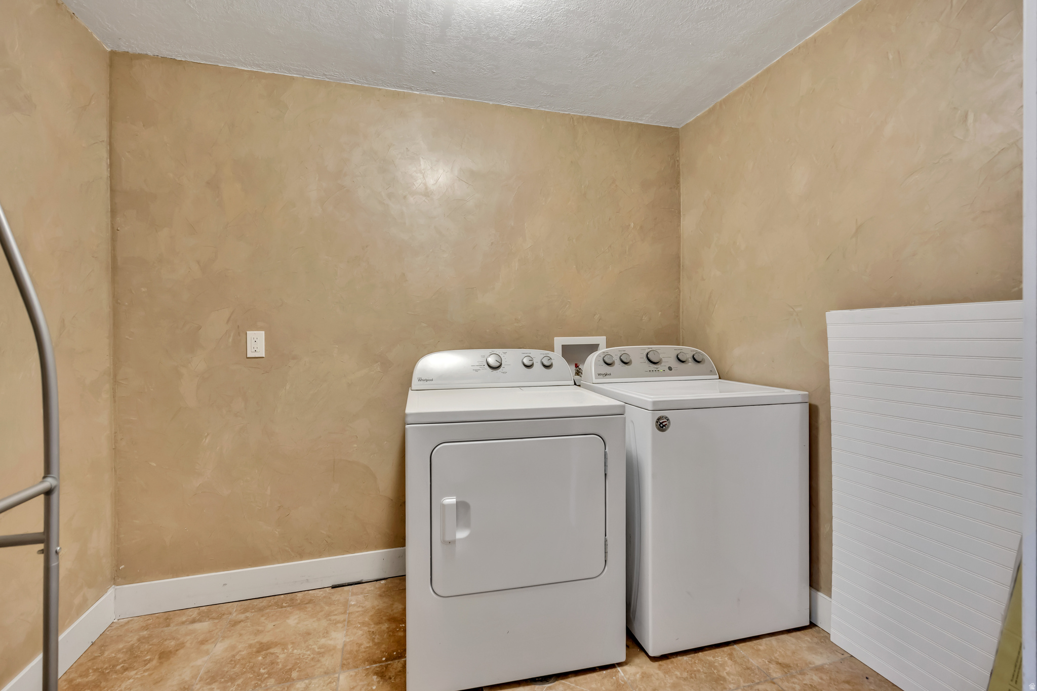 SARATOGA HILLS - Residential