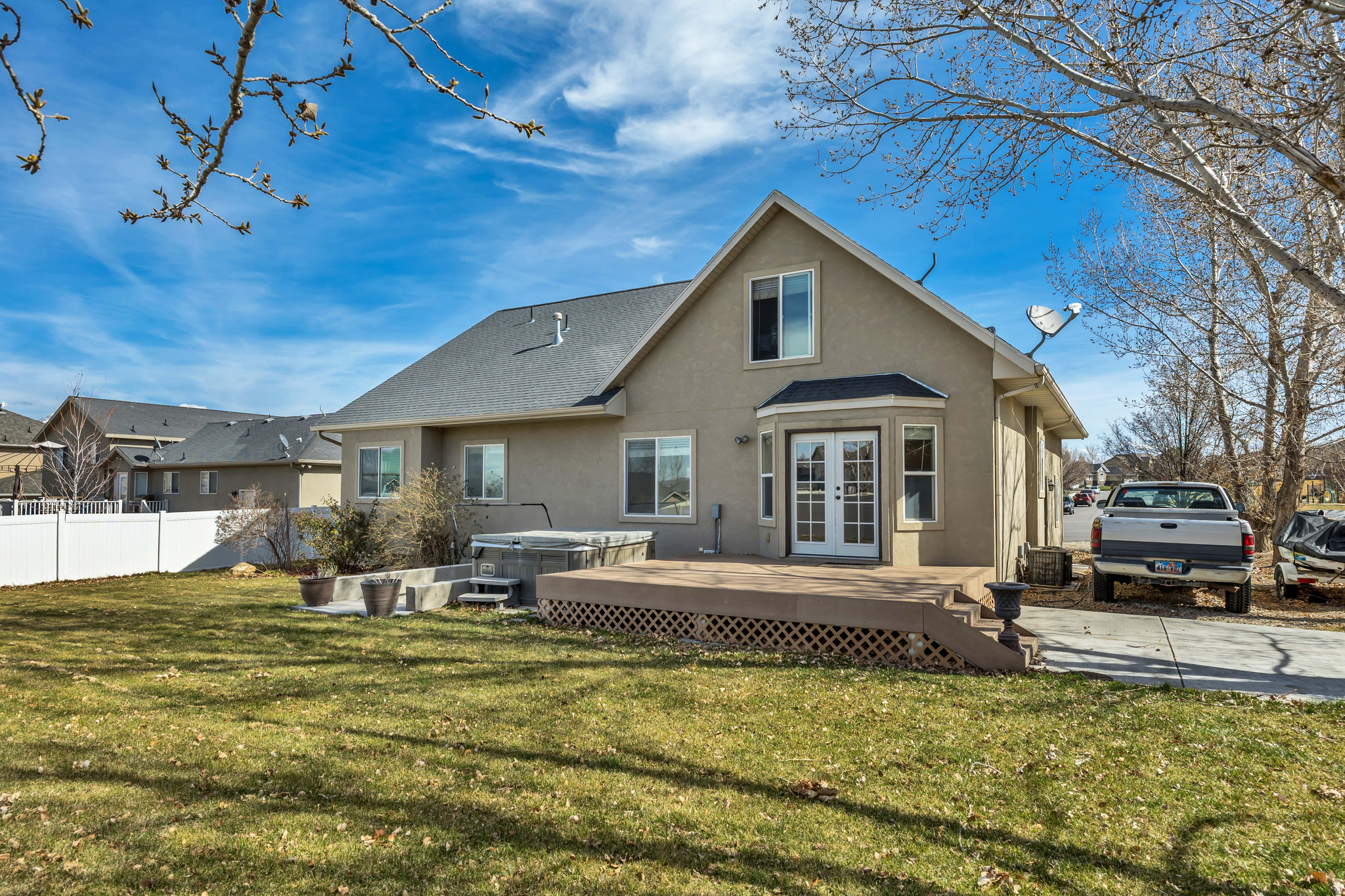 SARATOGA HILLS - Residential