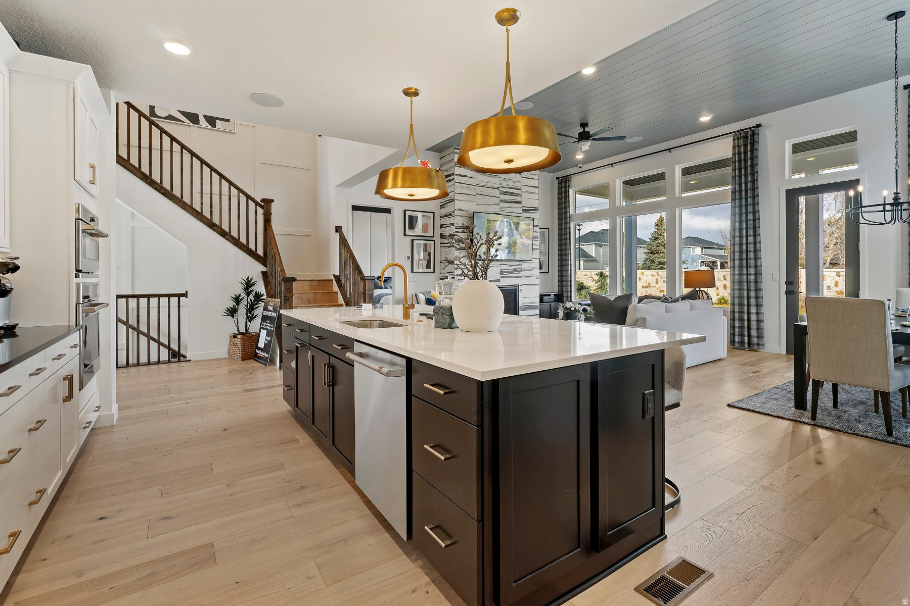 GROVE ACRES - Residential