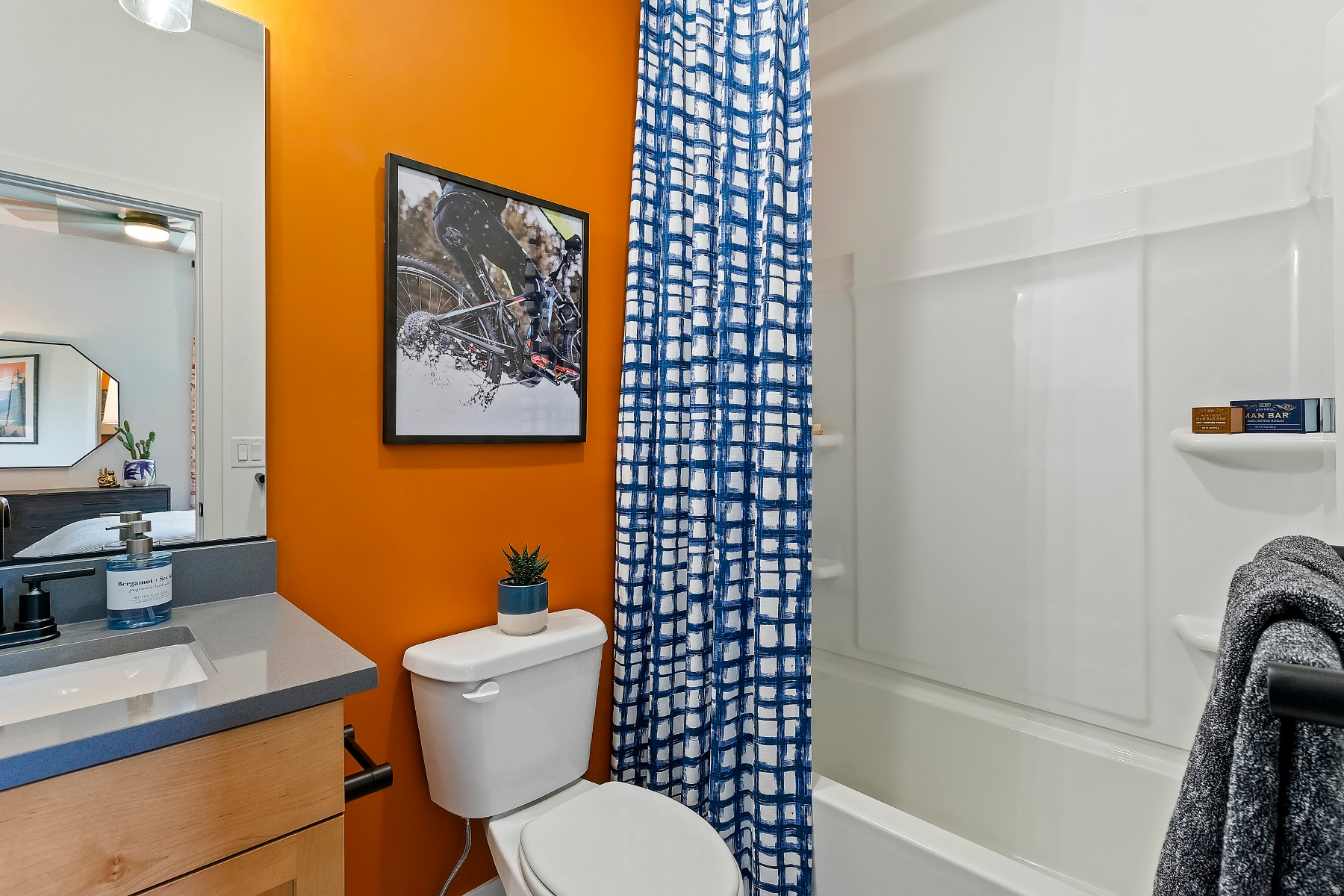 GROVE ACRES - Residential