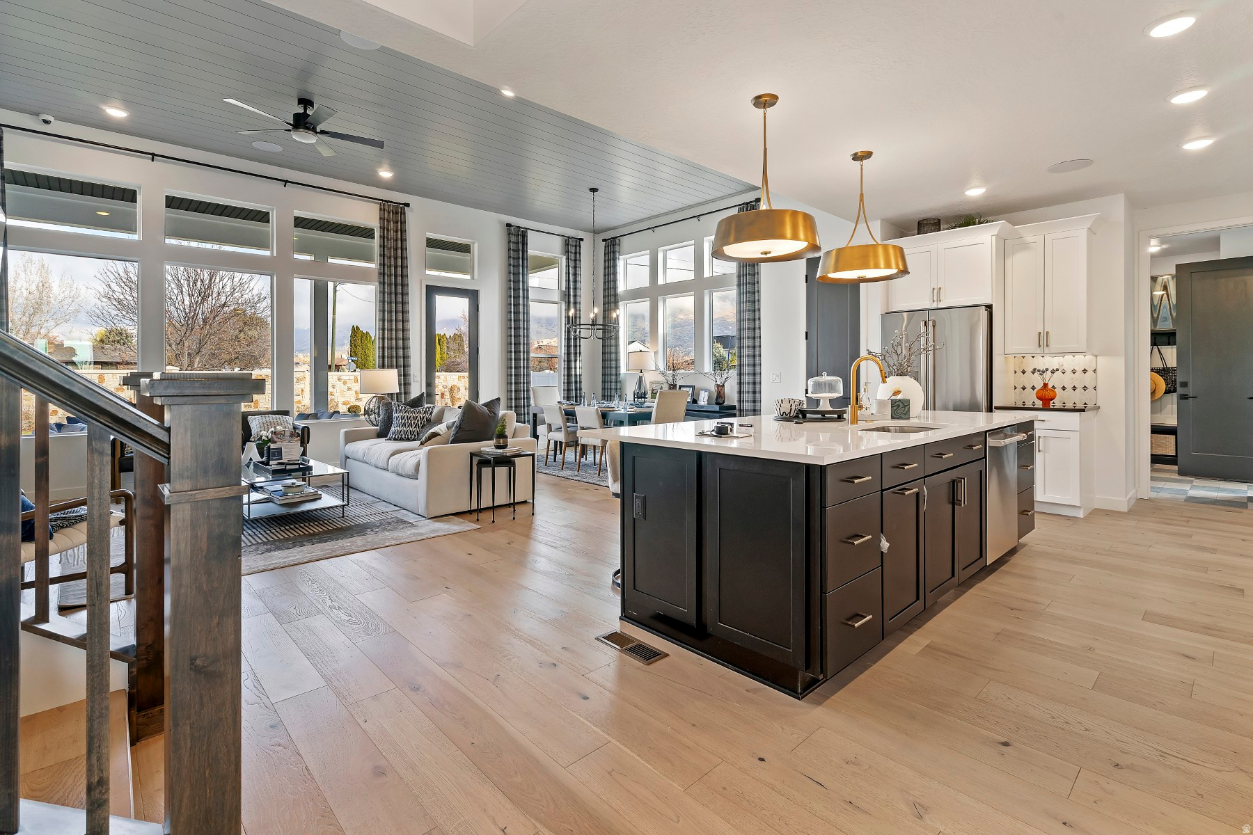 GROVE ACRES - Residential